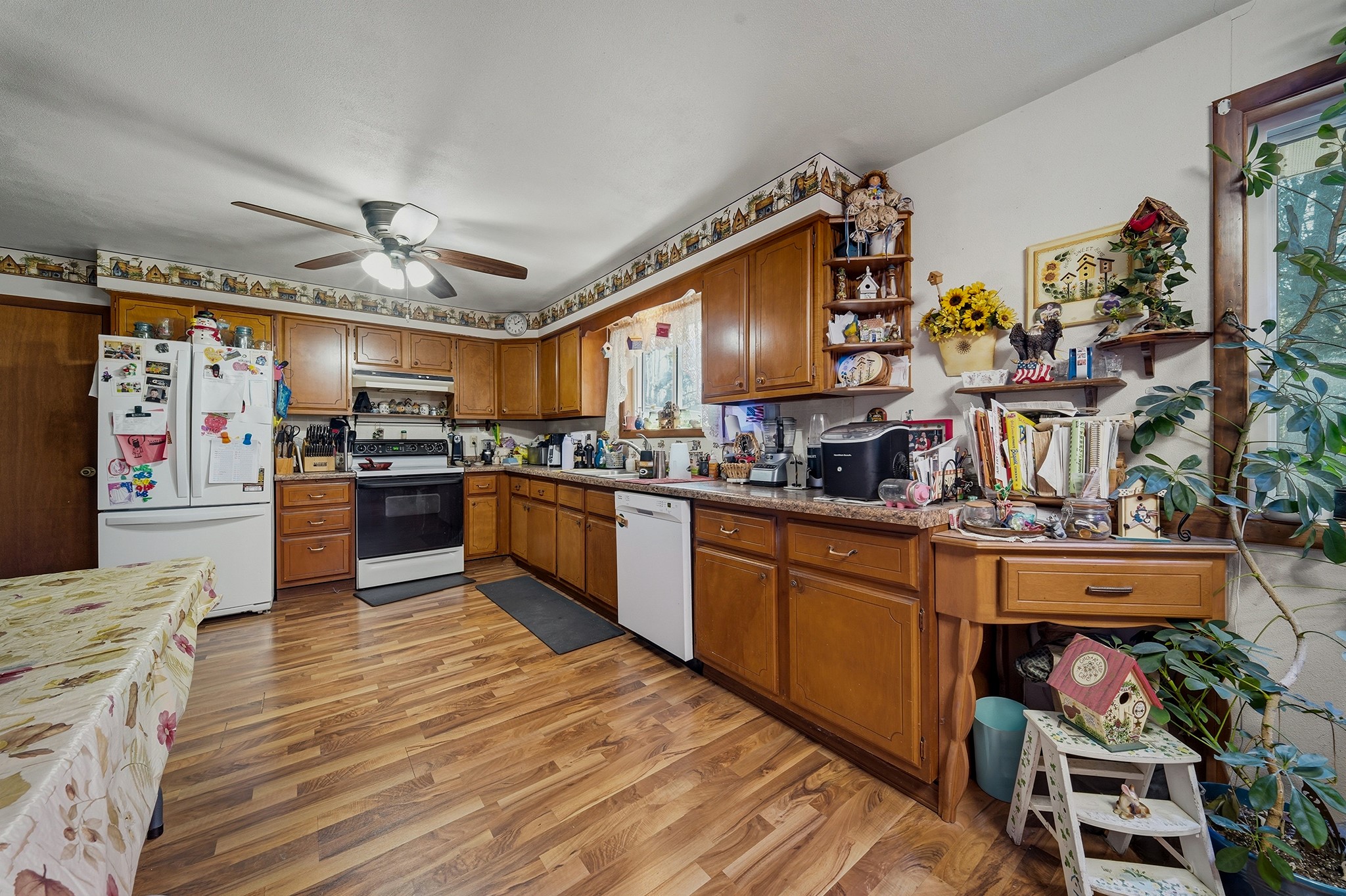 168 S Hoffman Street Property Photo 17