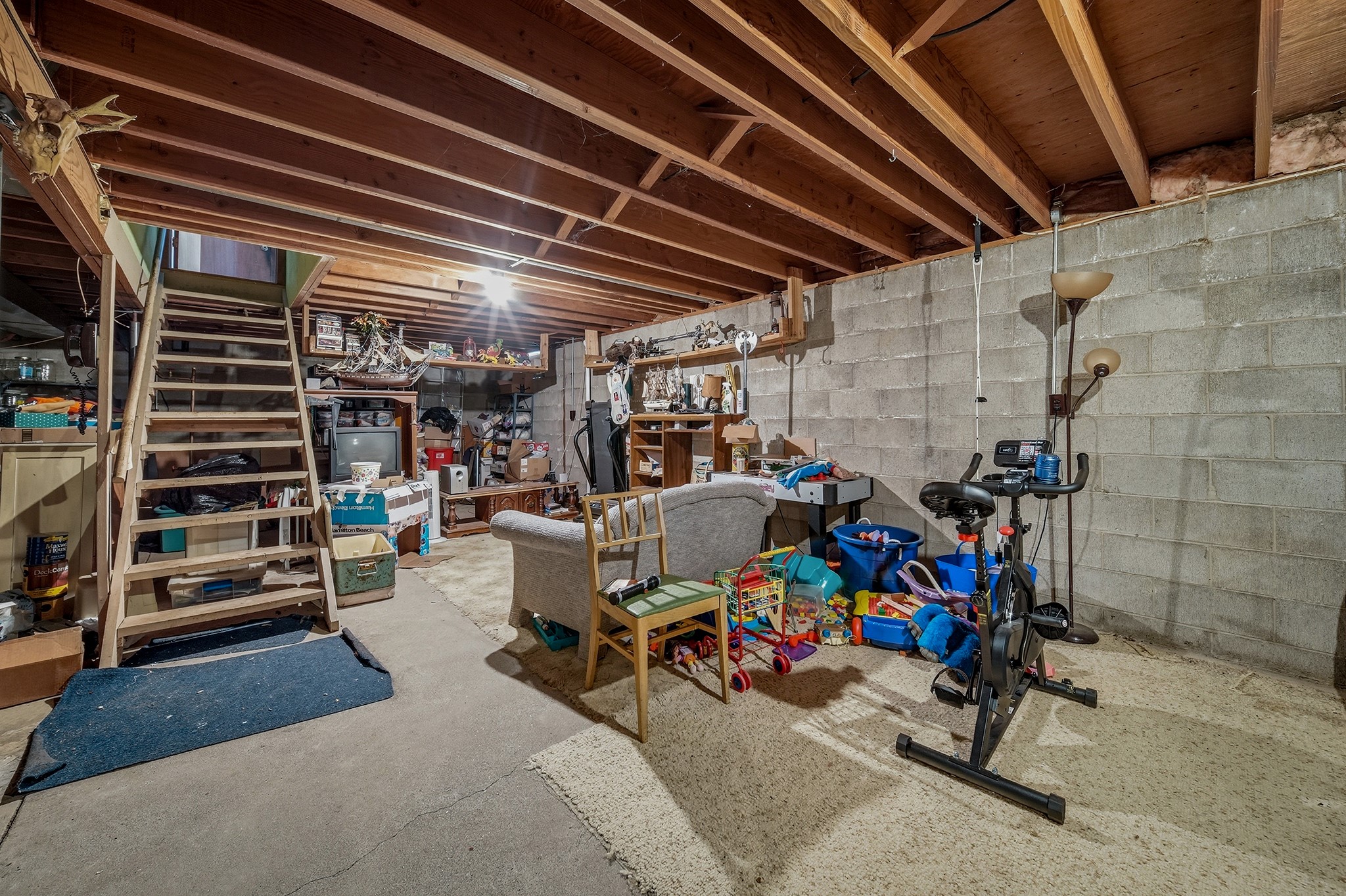 168 S Hoffman Street Property Photo 29