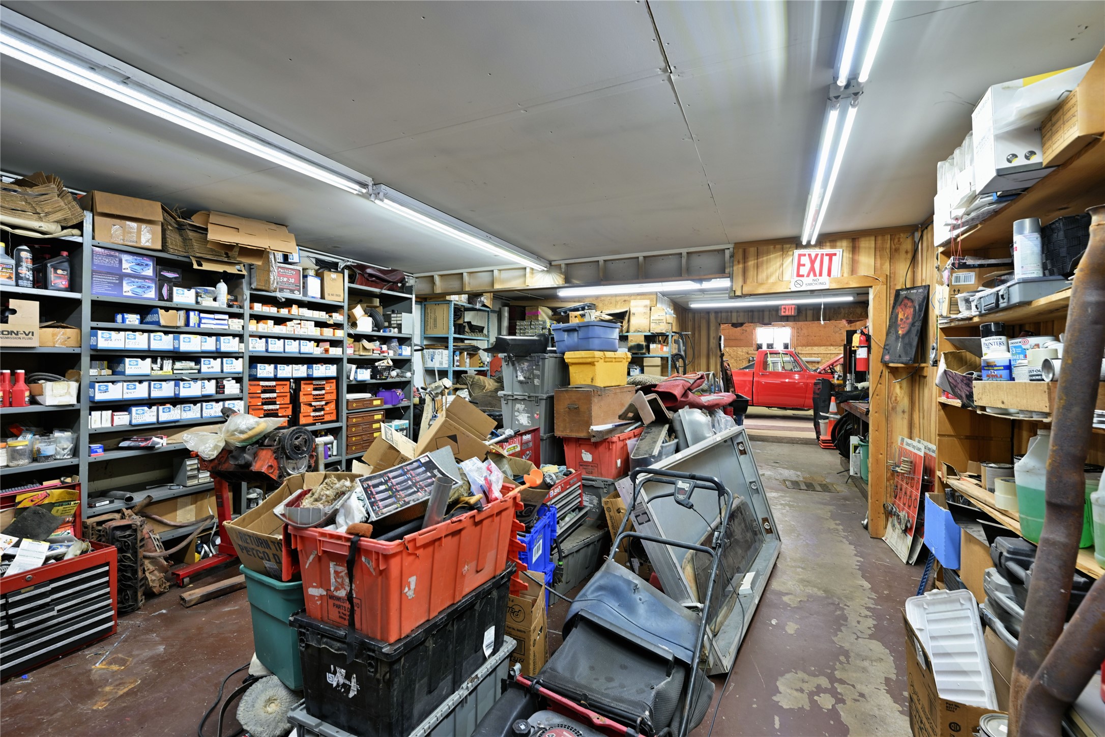 11569 S Business Highway 53 Property Photo 6