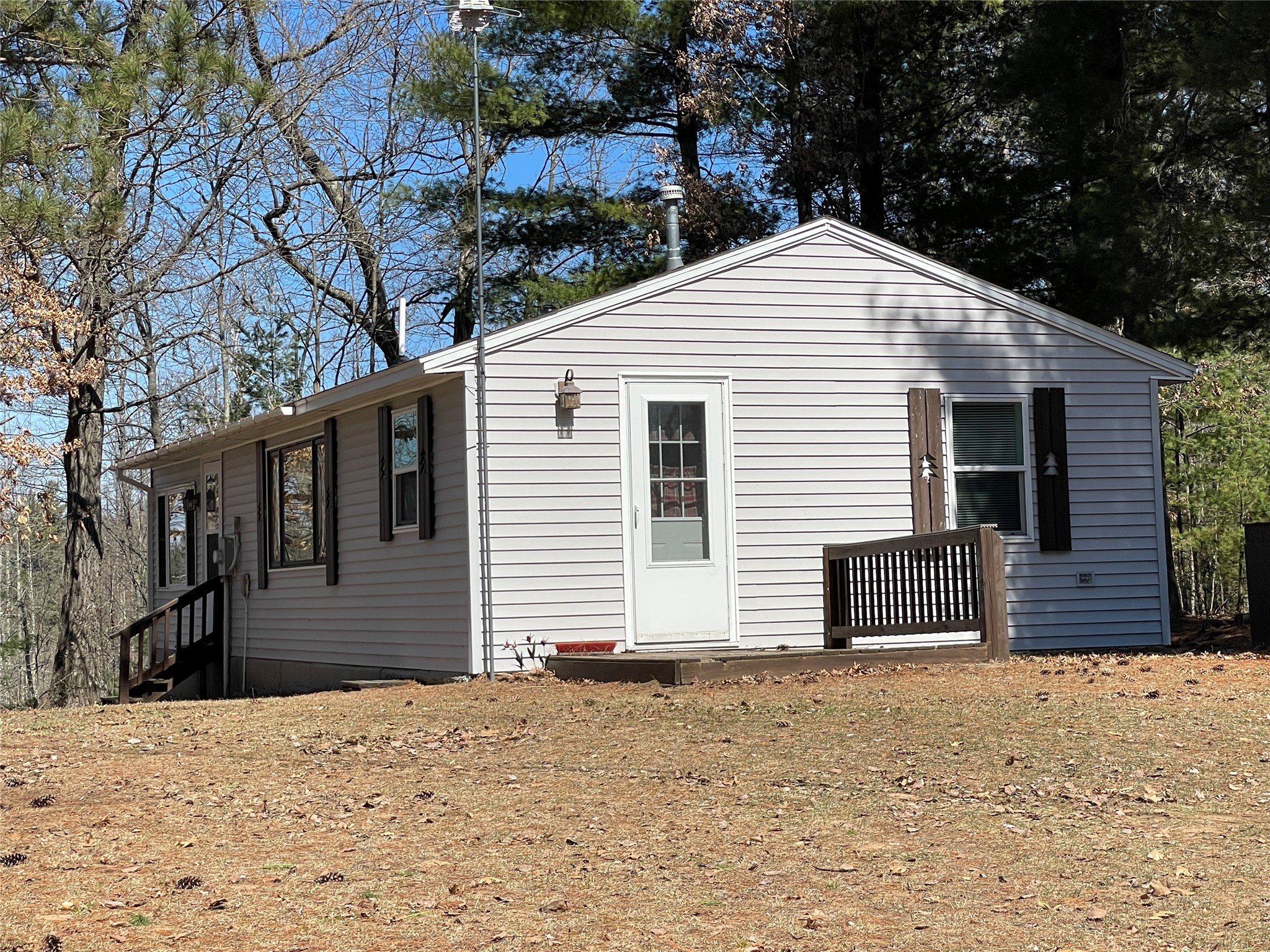 3008 E Long Lake Road Property Photo 2