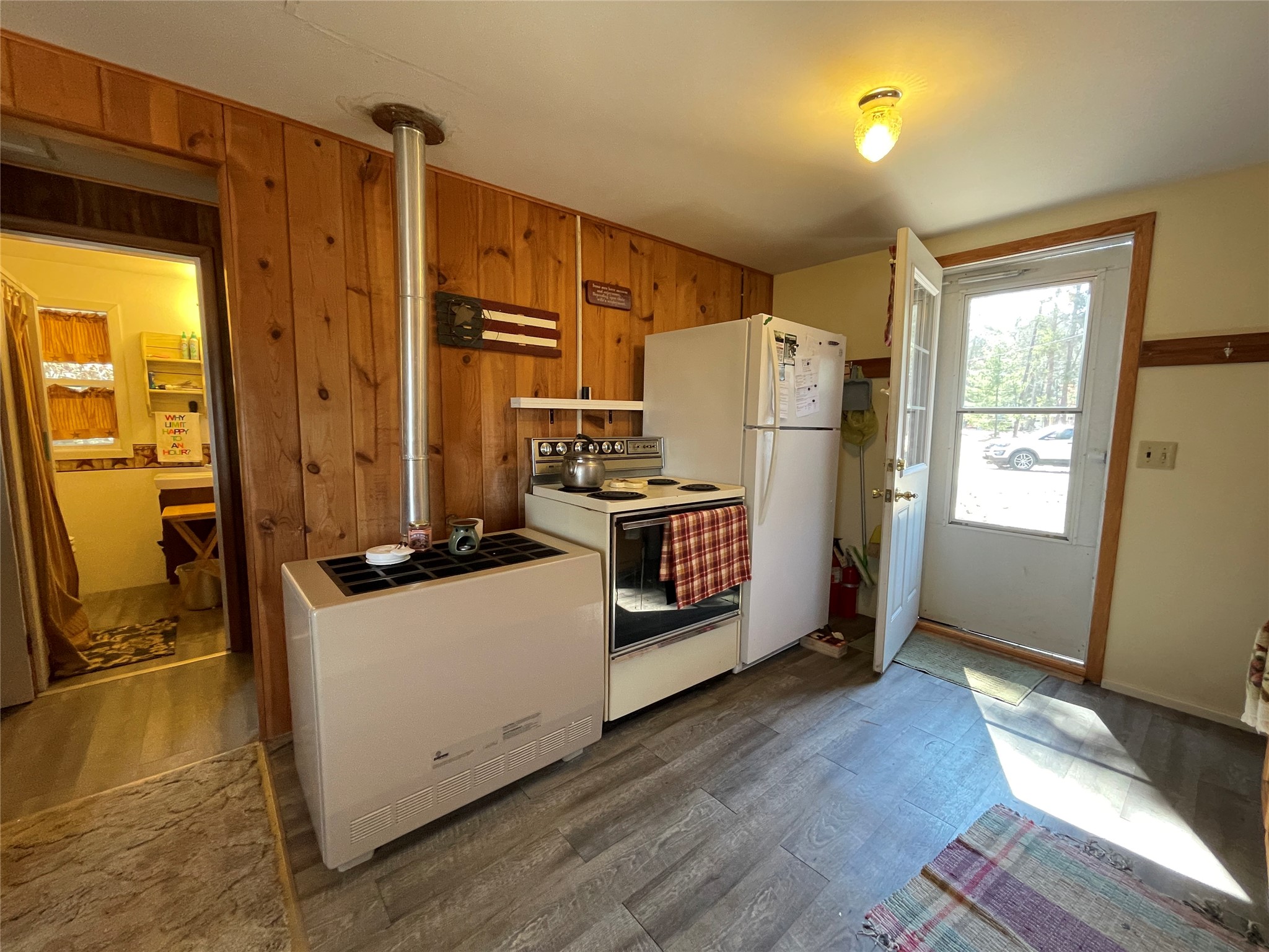 3008 E Long Lake Road Property Photo 8