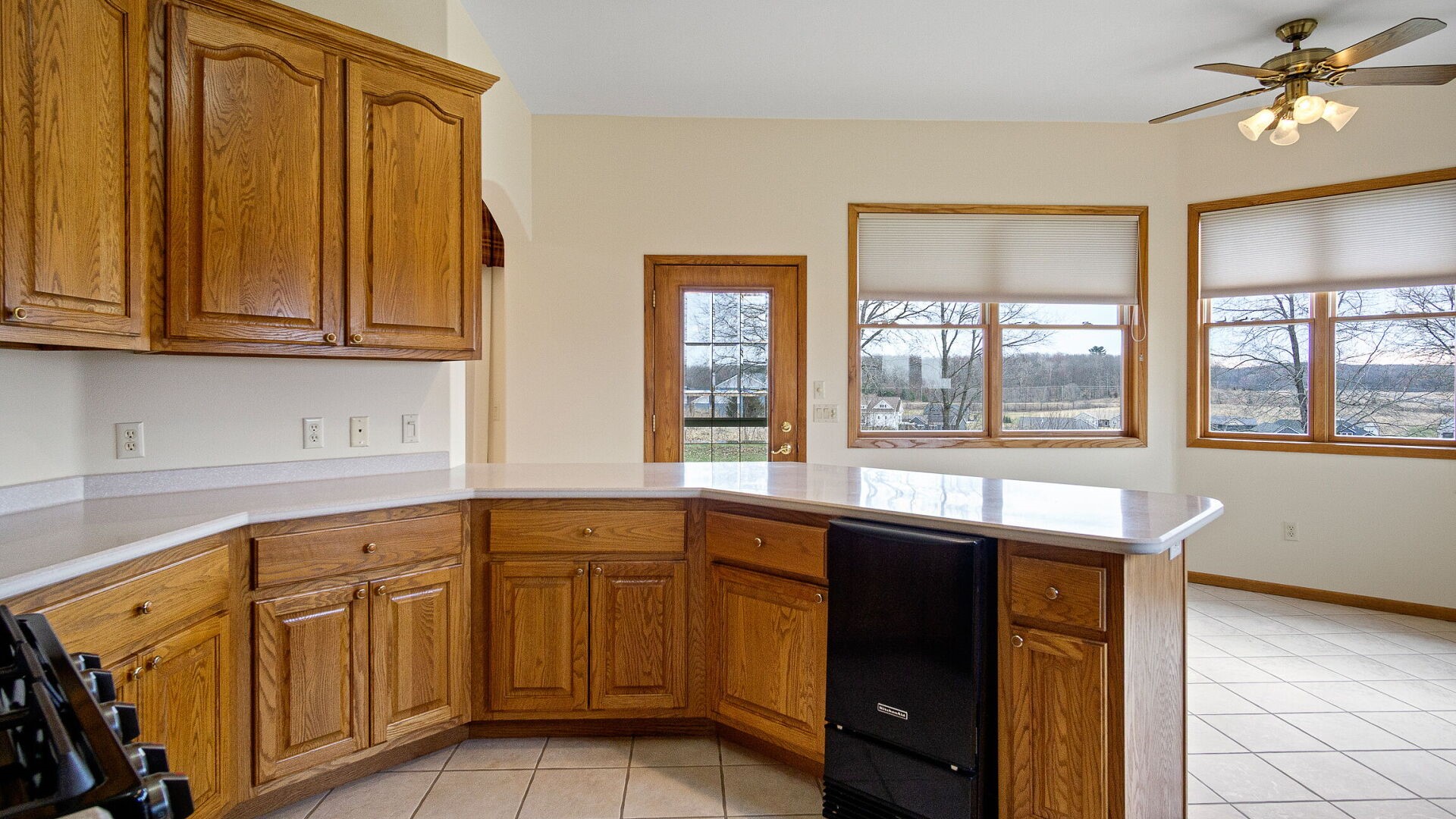 E5110 Interlachen Boulevard Property Photo 15