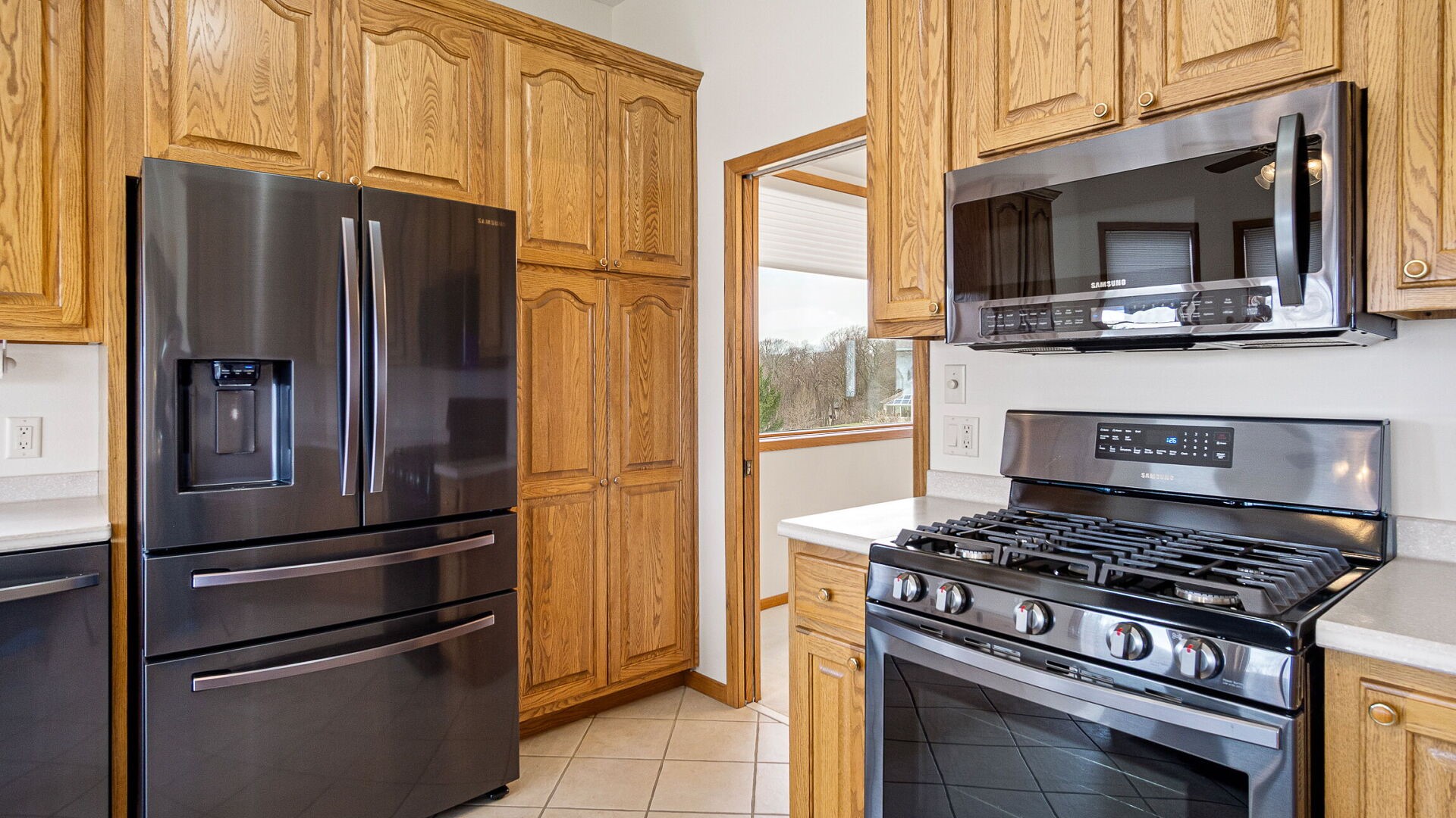 E5110 Interlachen Boulevard Property Photo 19