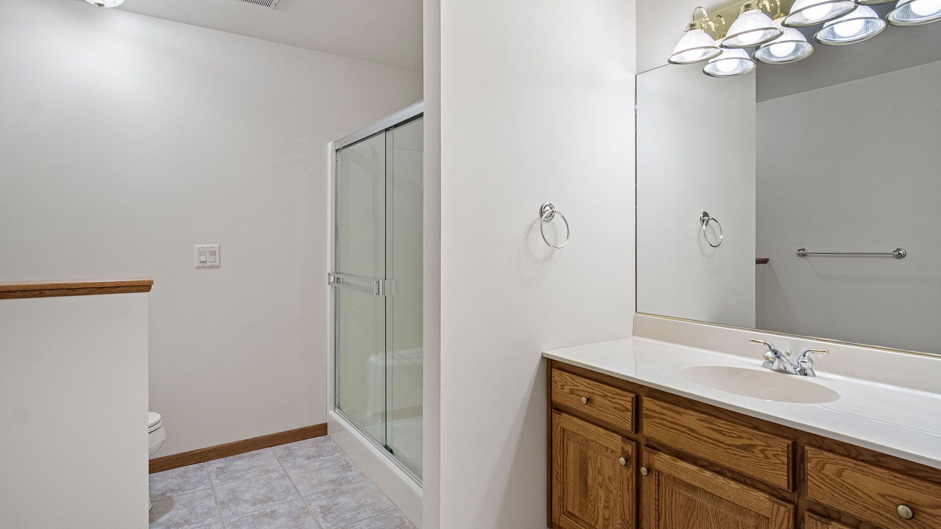 E5110 Interlachen Boulevard Property Photo 41