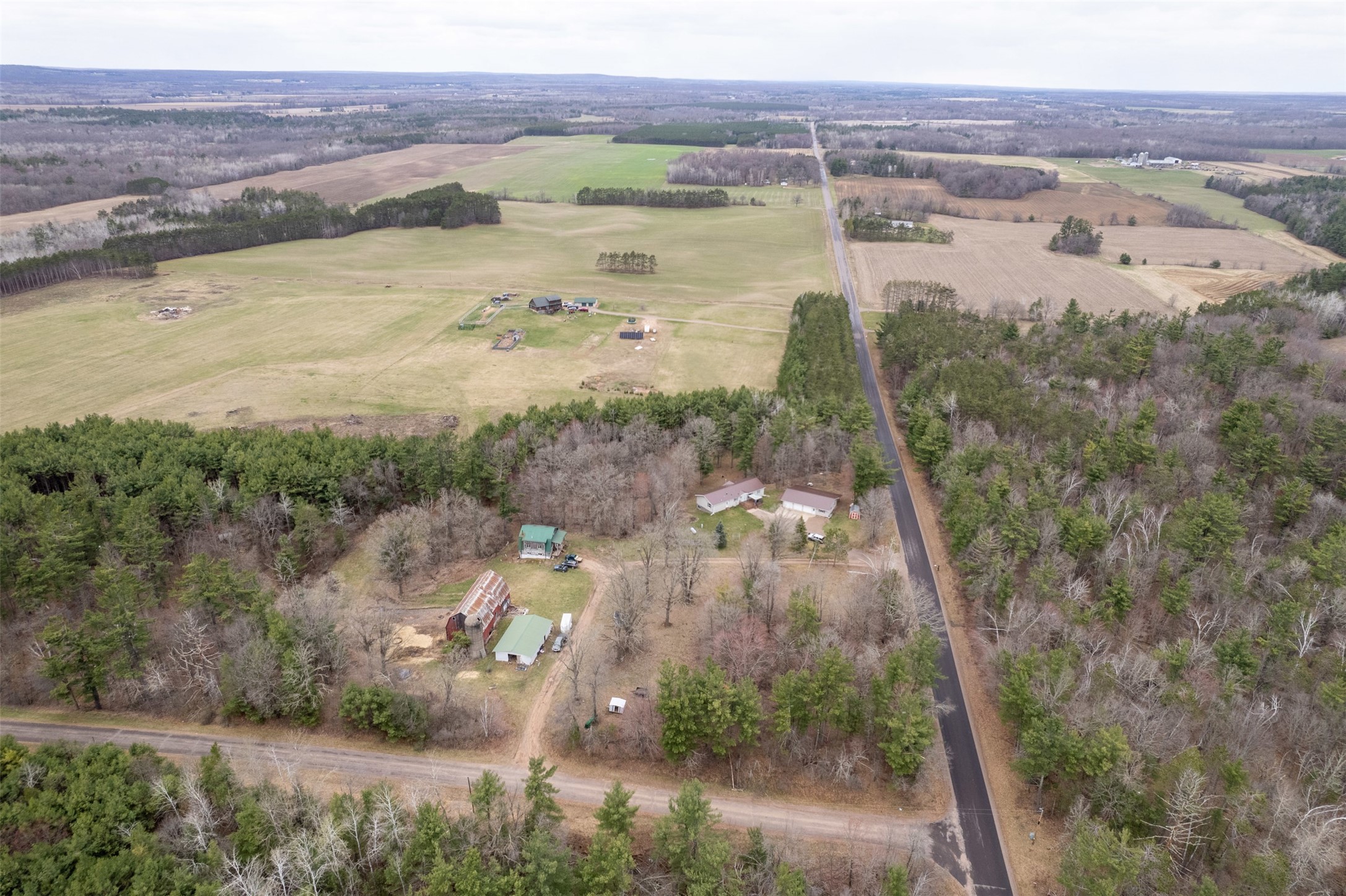N5353 Thornapple Road Property Photo 2