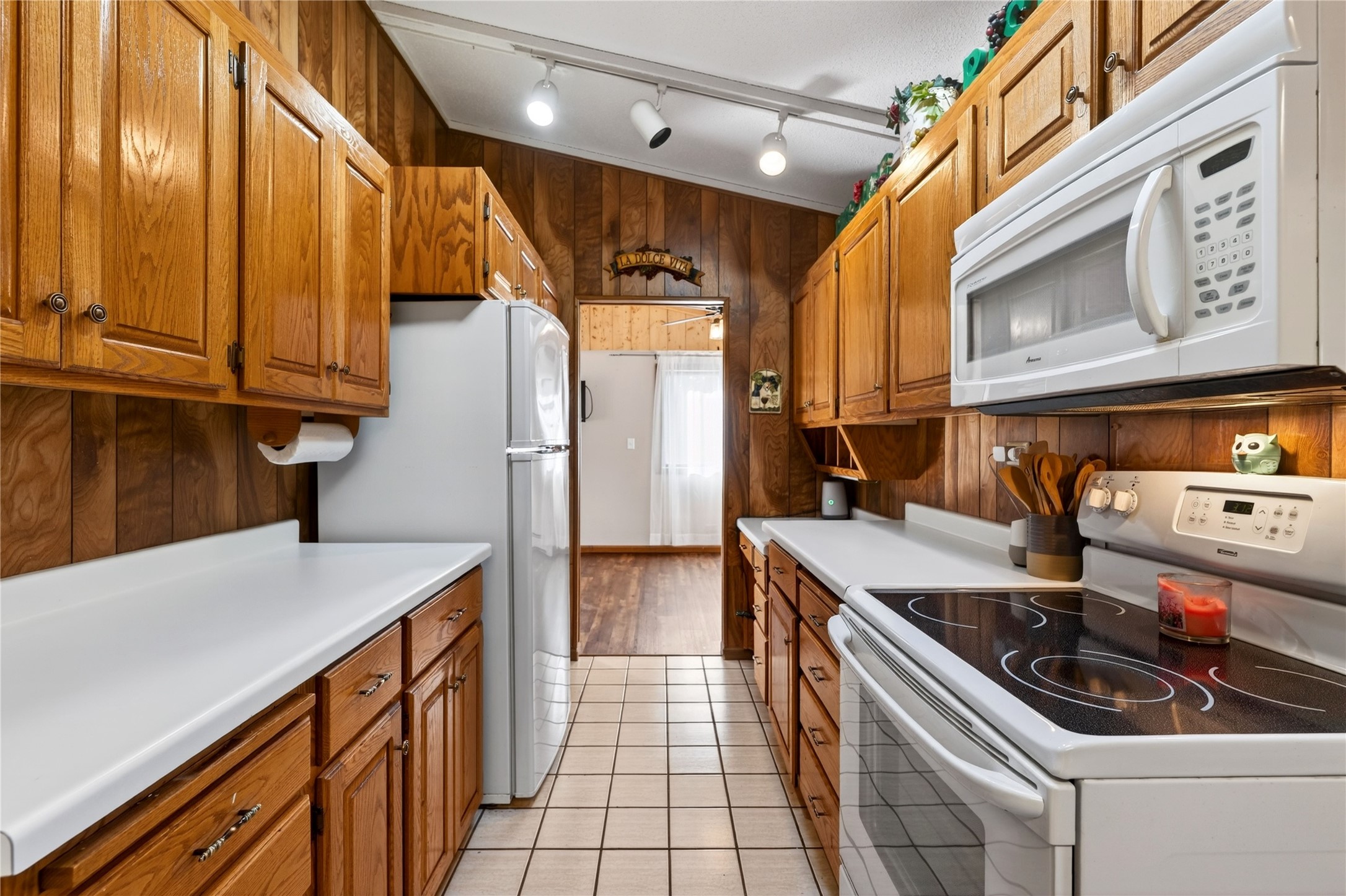 28941 Treasure Island Road Property Photo 17