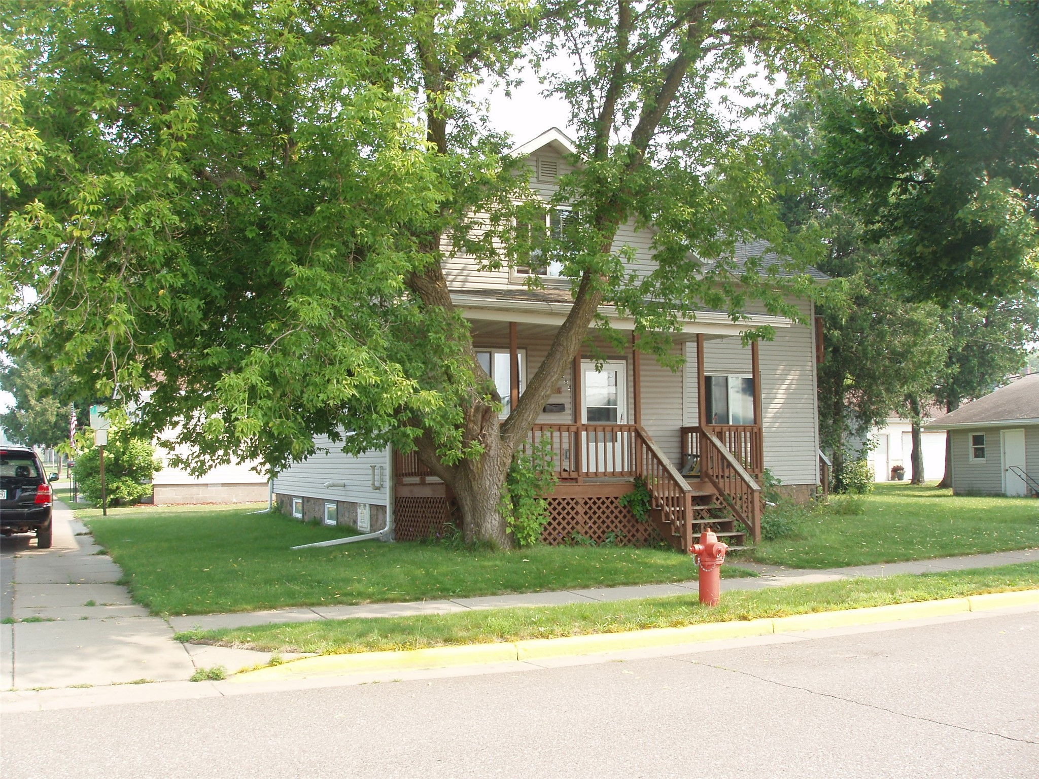 284 1st Street N Property Photo 38