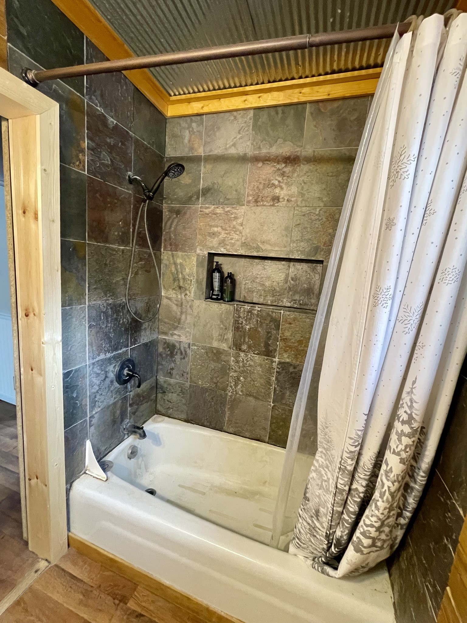 1819 9th Street E Property Photo 9