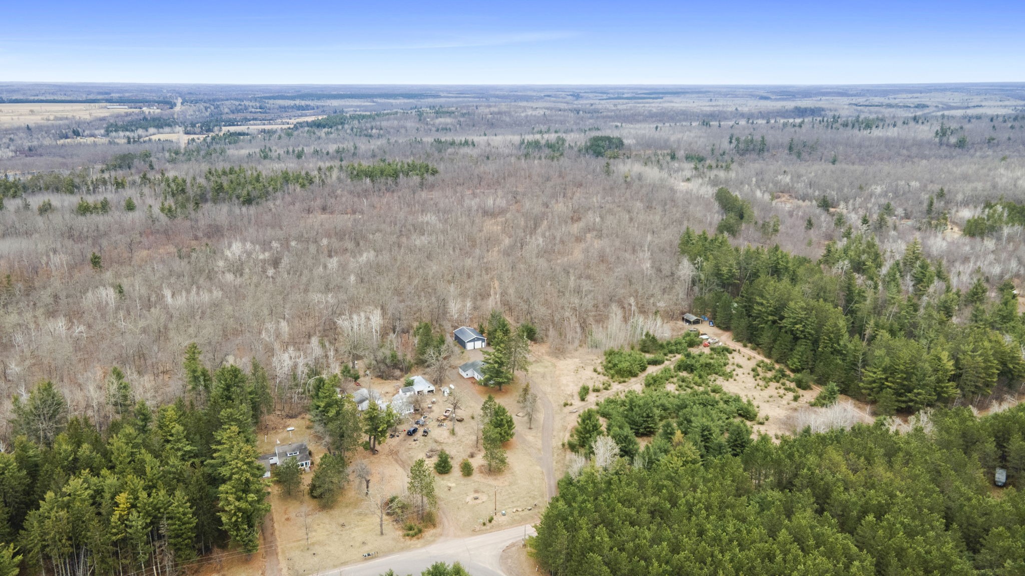 4996 Springbrook Trail Property Photo 3
