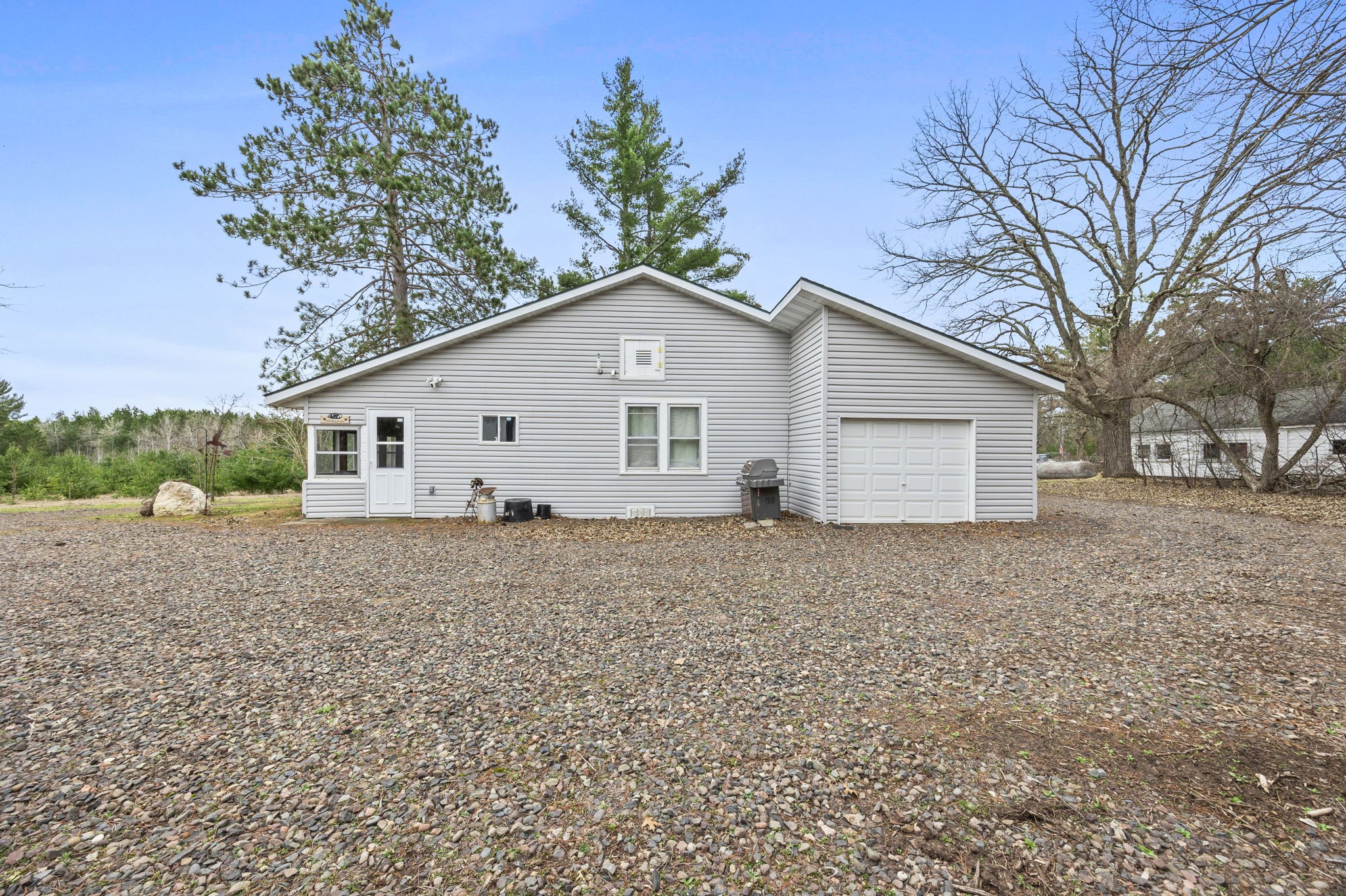 4996 Springbrook Trail Property Photo 36