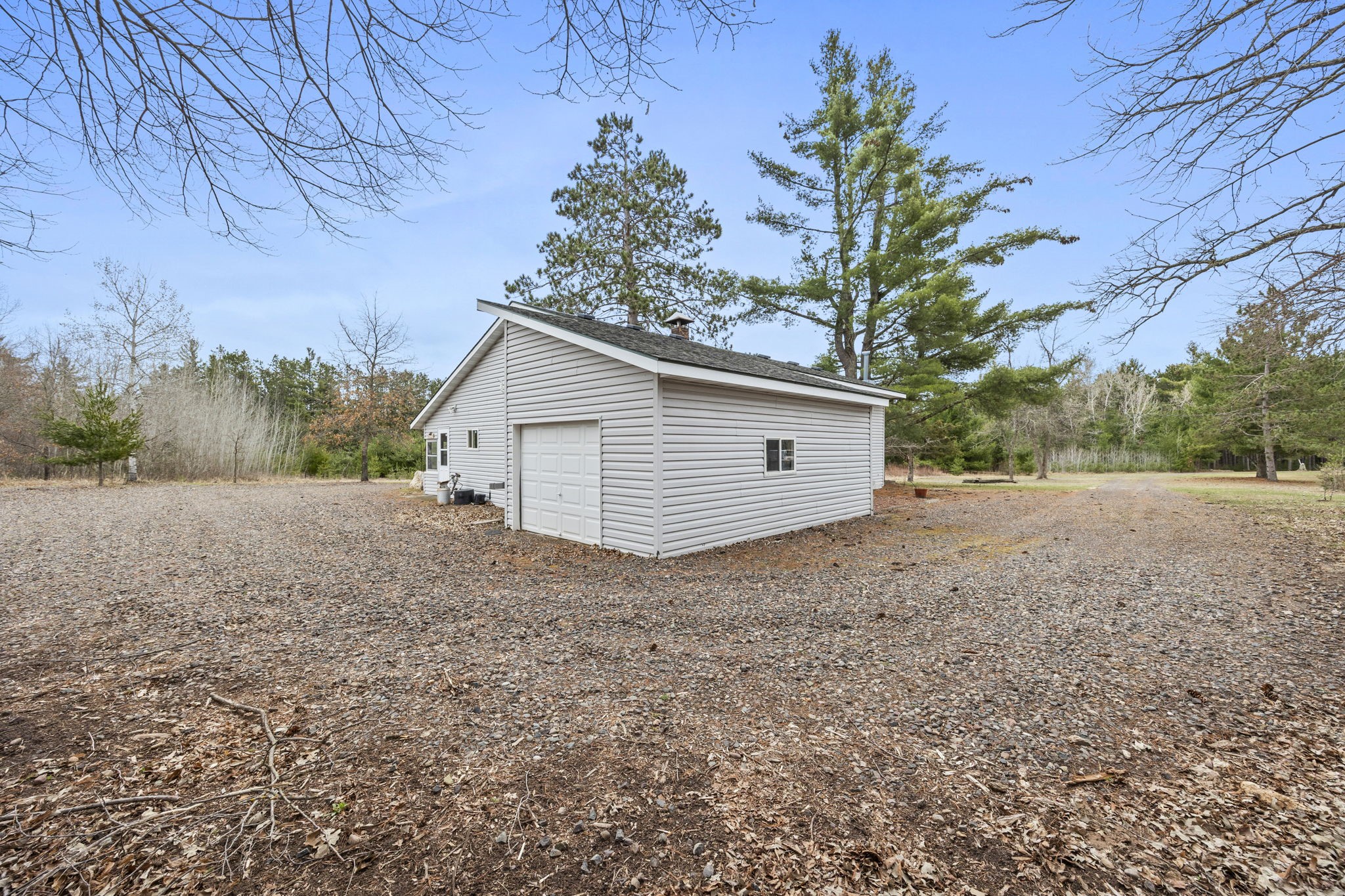 4996 Springbrook Trail Property Photo 37