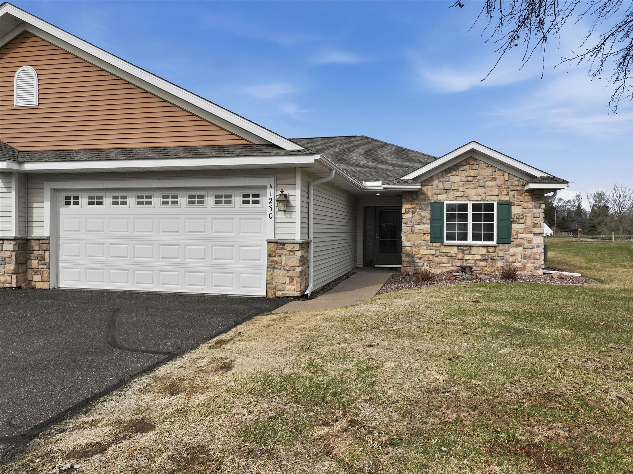 1230 E Orchard Beach Lane A Property Photo 1