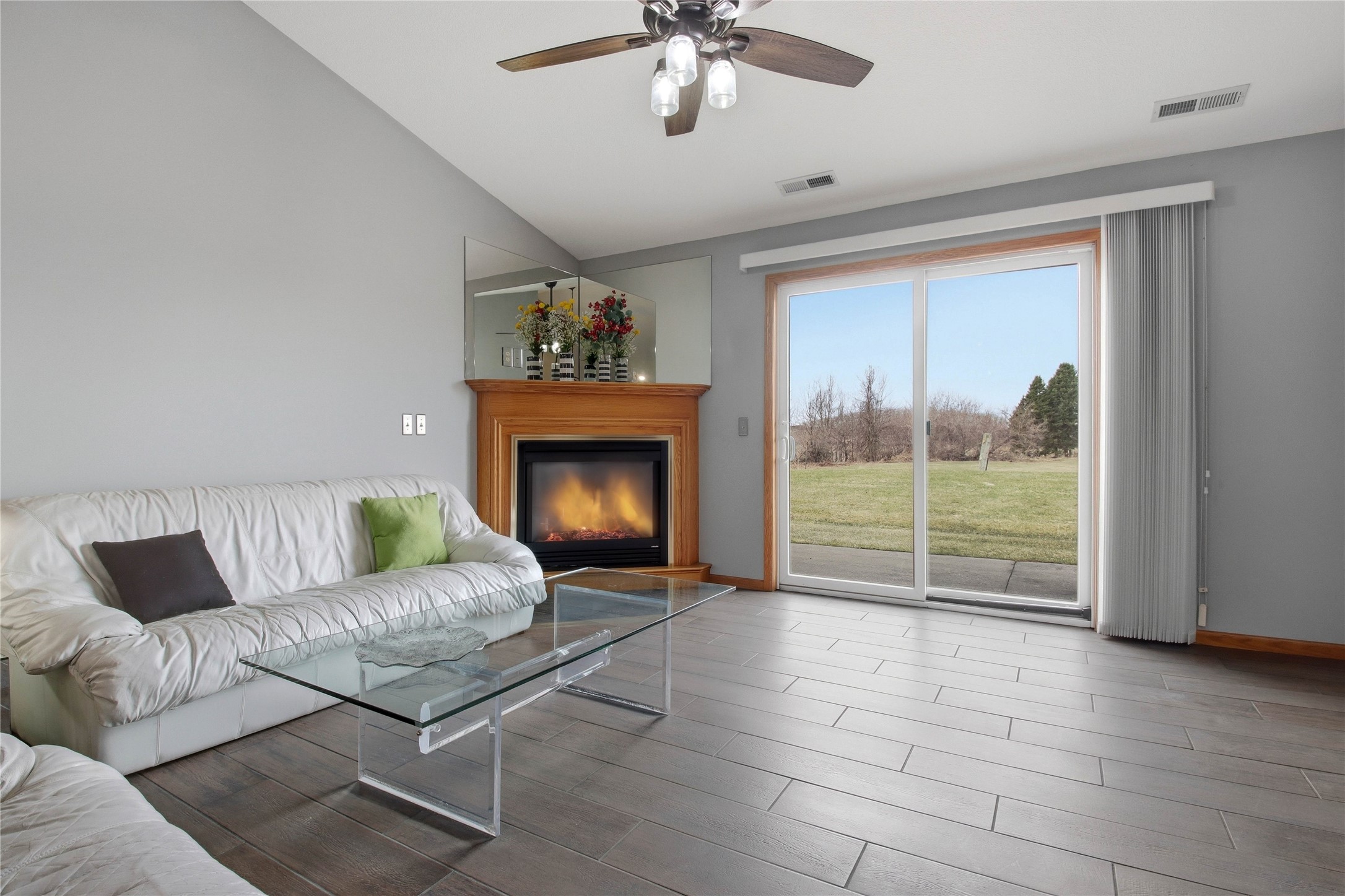 1230 E Orchard Beach Lane A Property Photo 2