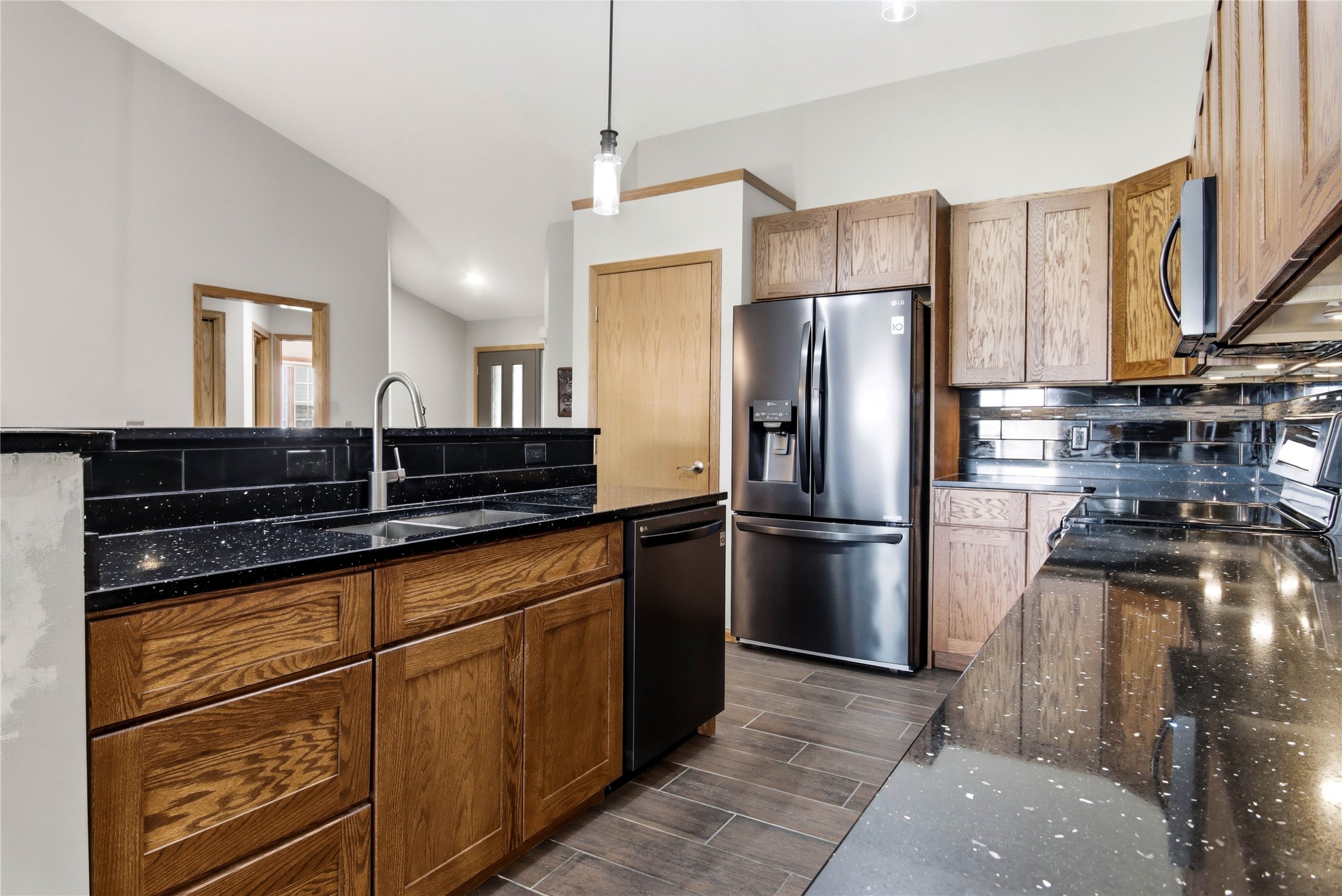1230 E Orchard Beach Lane A Property Photo 7