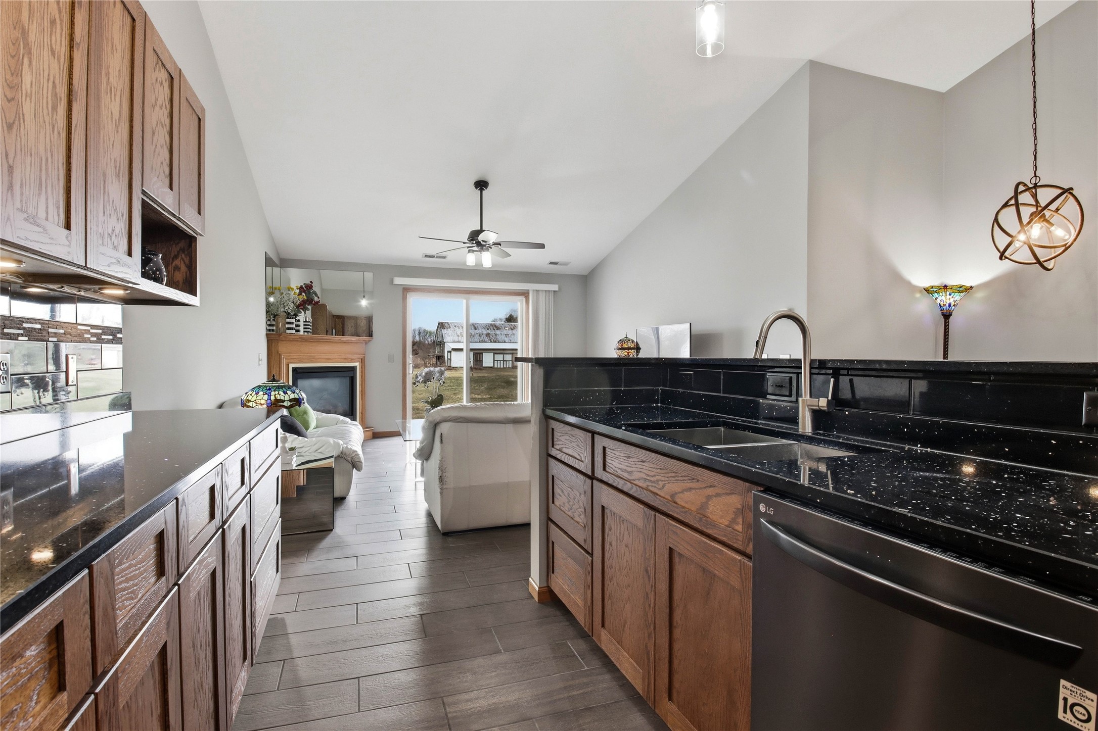 1230 E Orchard Beach Lane A Property Photo 8