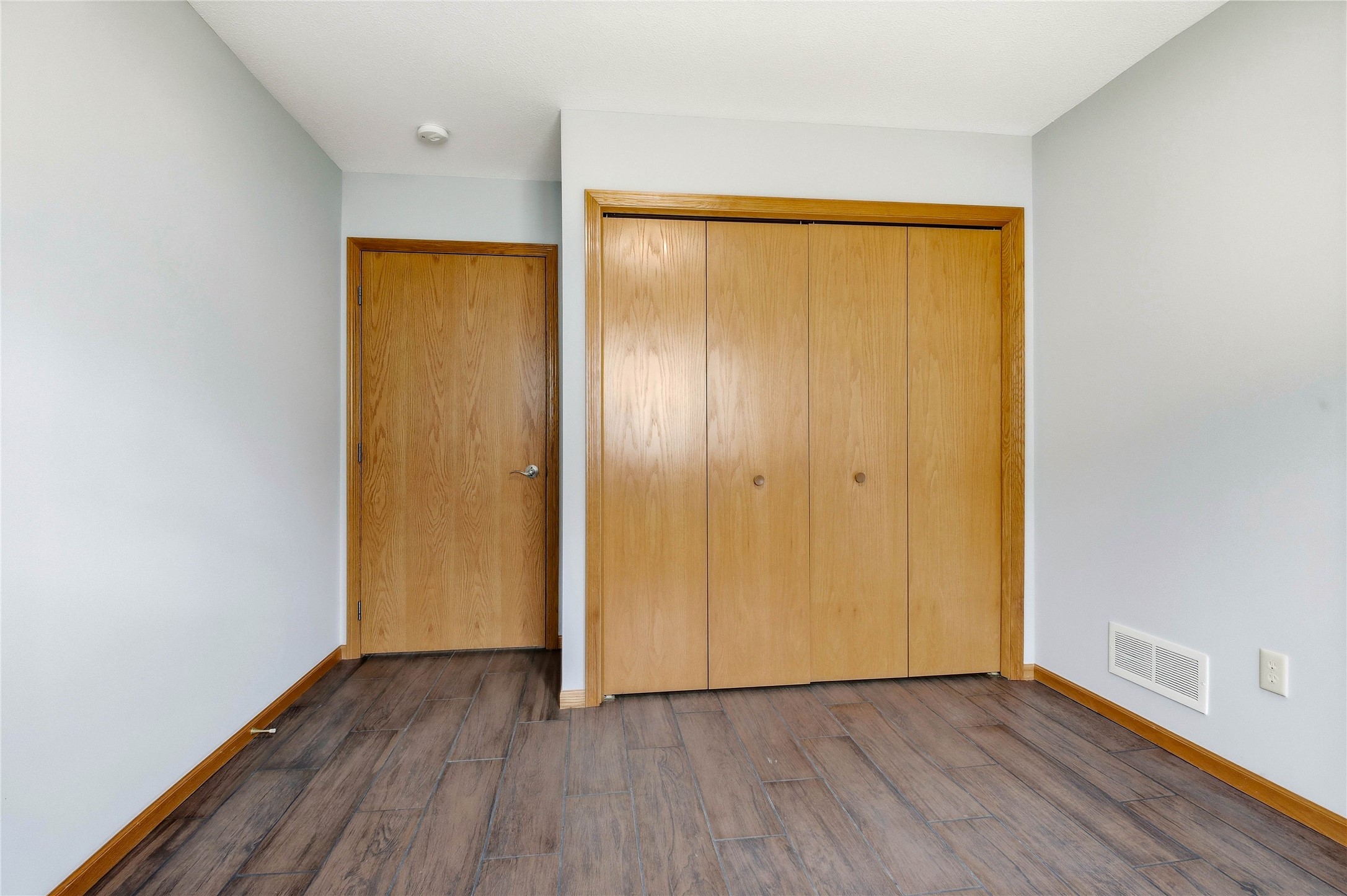 1230 E Orchard Beach Lane A Property Photo 15