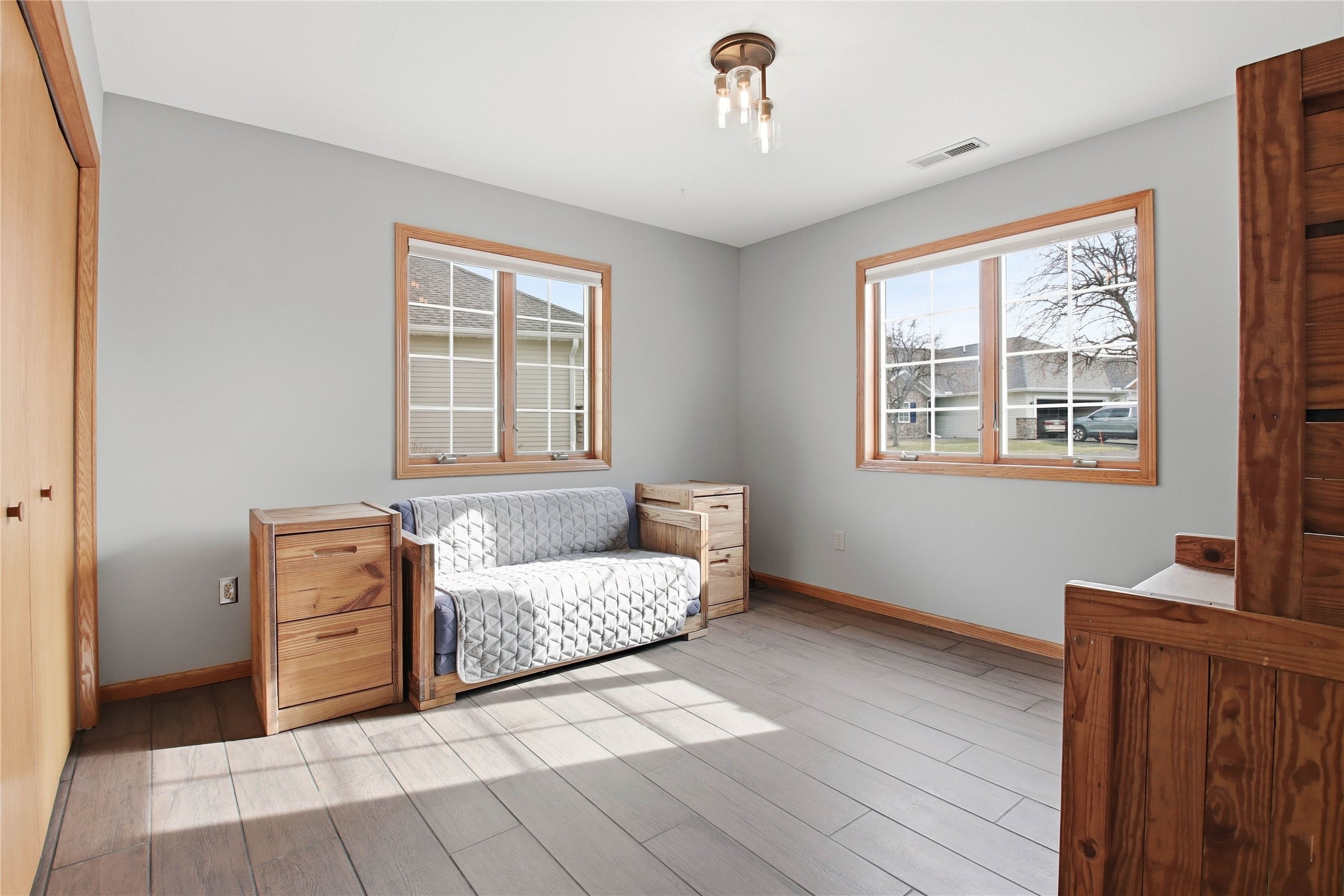 1230 E Orchard Beach Lane A Property Photo 17