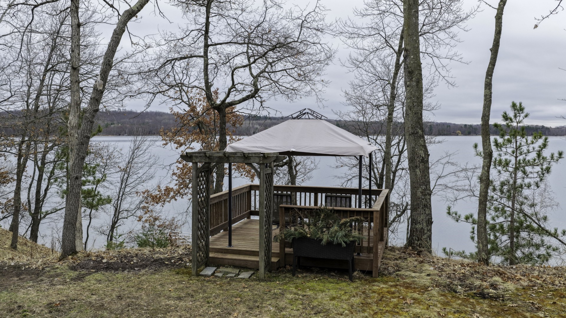 1203 Peterson Trail Property Photo 11