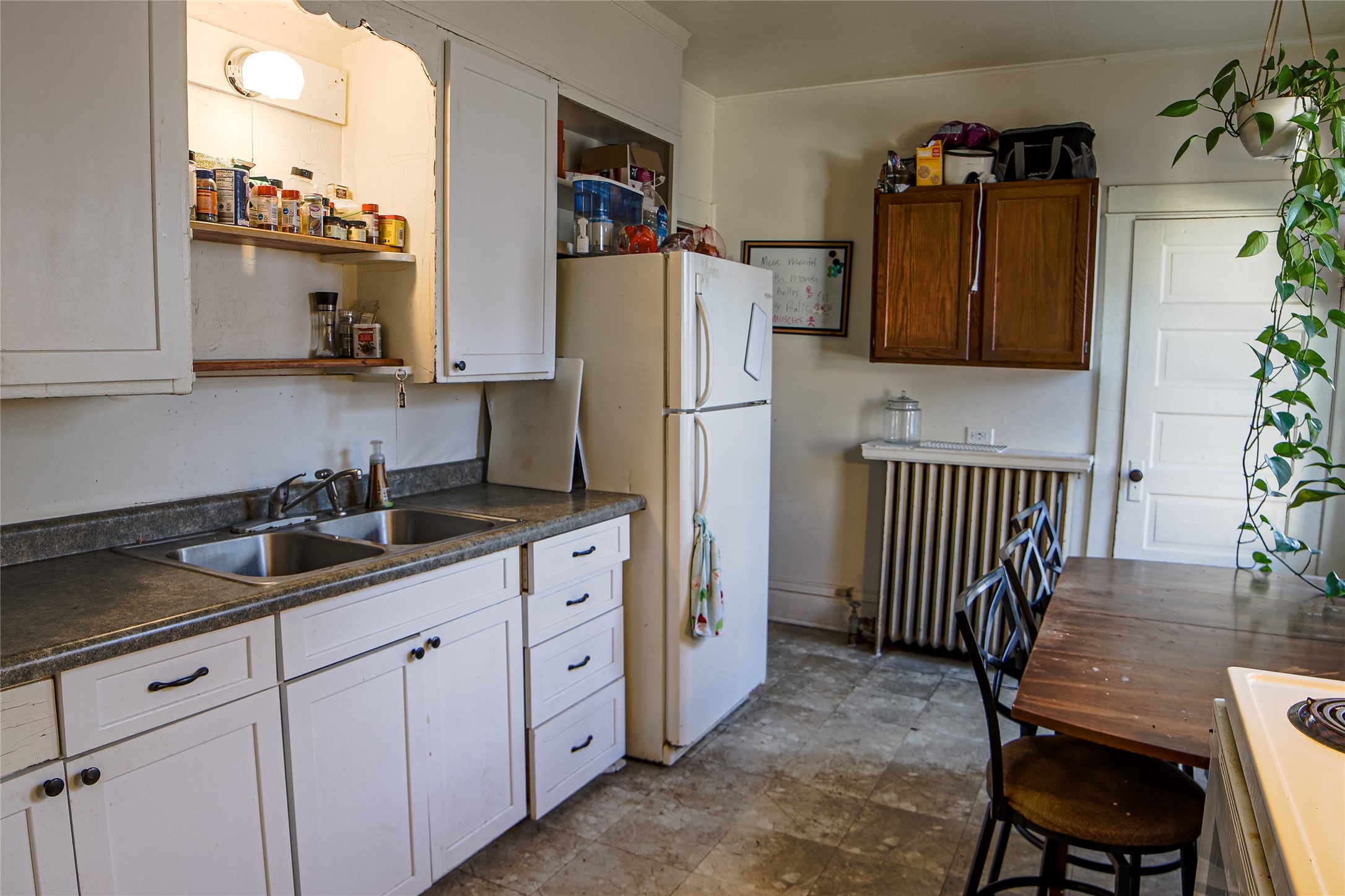 1114 7th Street E Property Photo 2