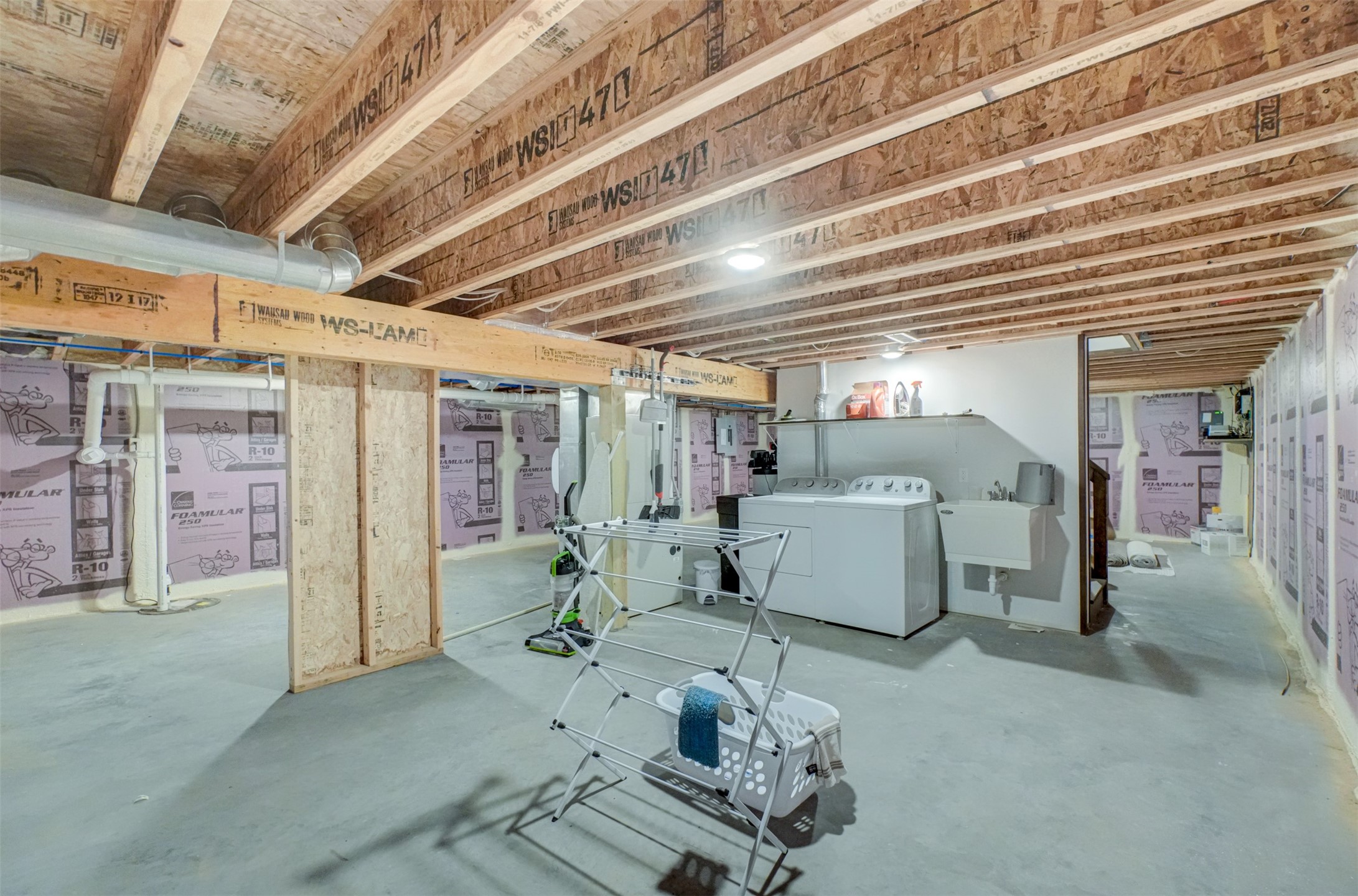 8048 N County Highway K Property Photo 59