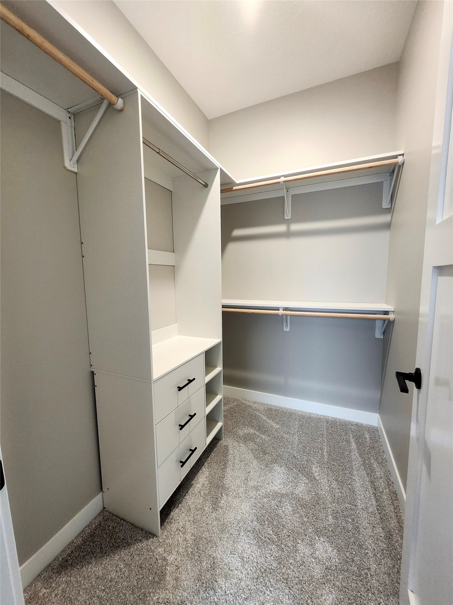 724 Sequoia Drive Property Photo 8