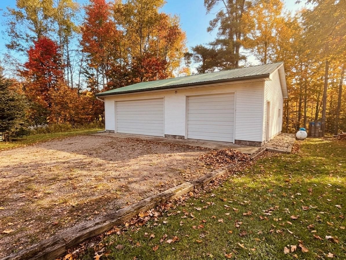 2753 28 1/2 Street Property Photo 2