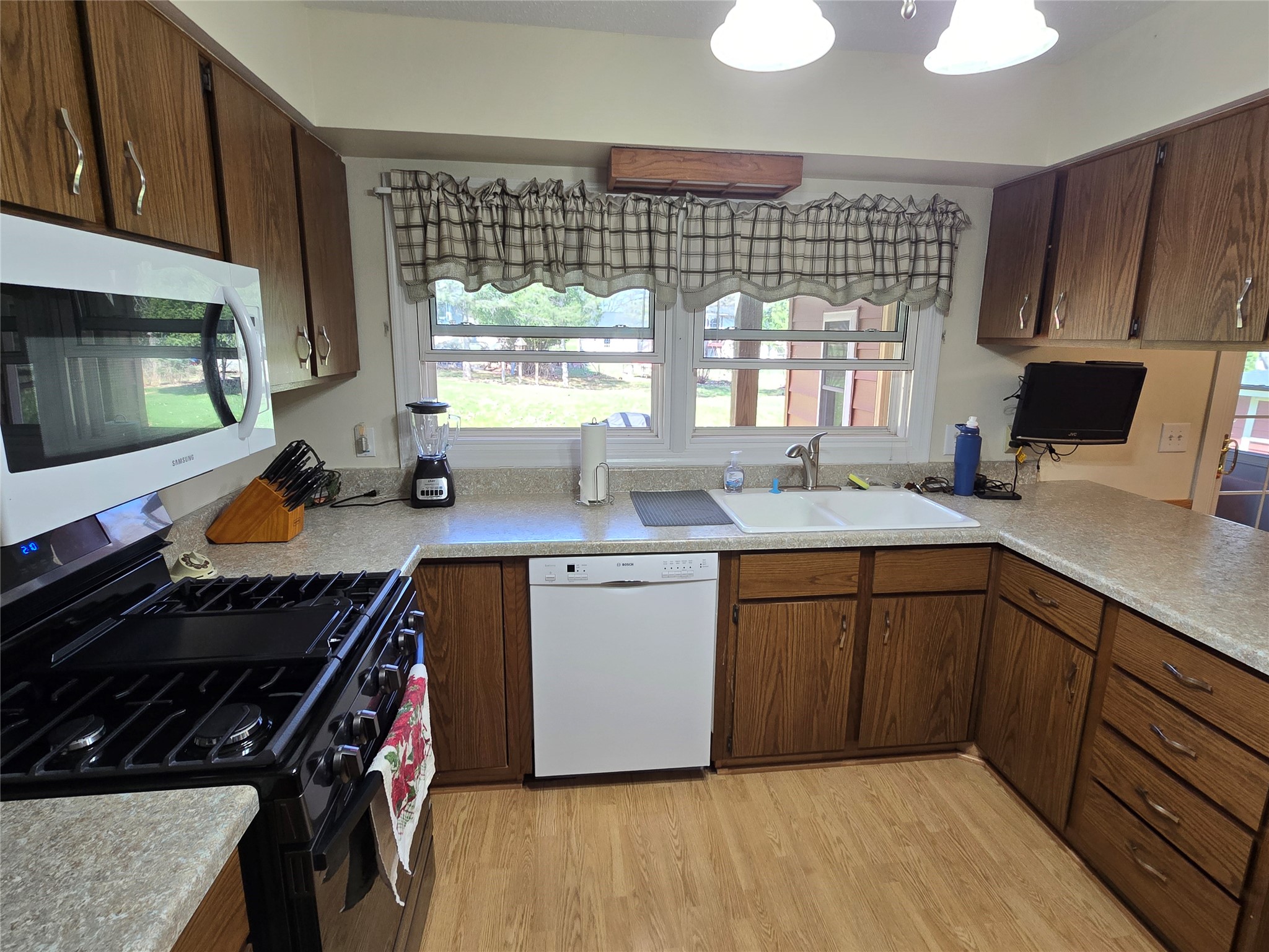 903 Mission Drive Property Photo 15