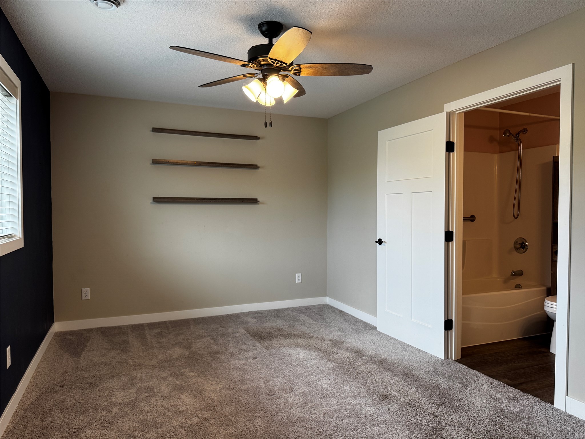 1302 Greentree Drive Property Photo 18