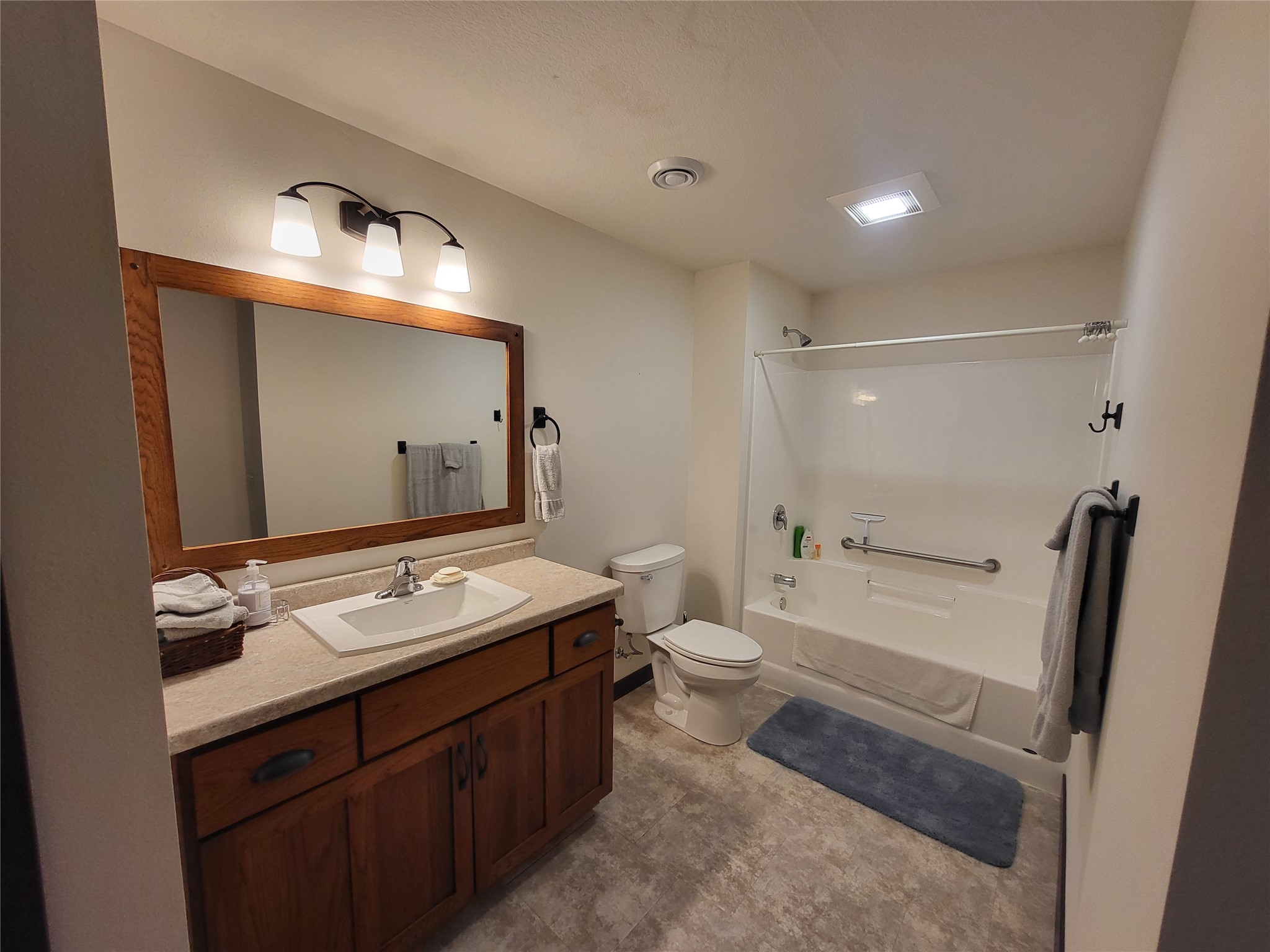 231 E Thomas Street Property Photo 26
