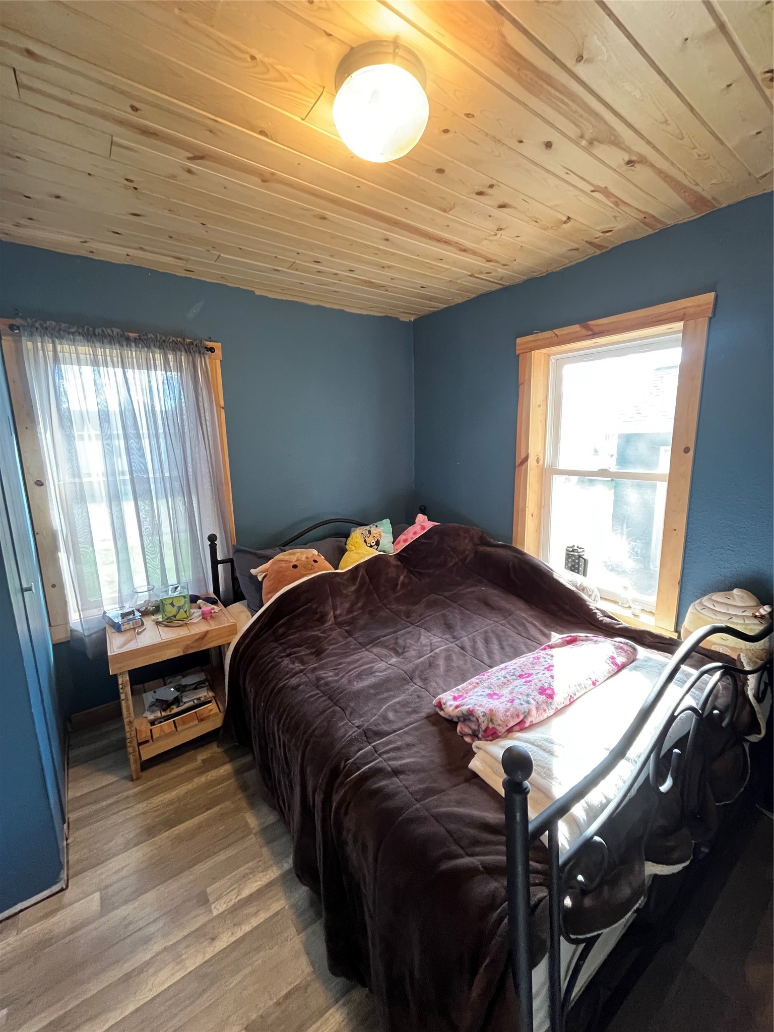 225 E Allen Street Property Photo 4