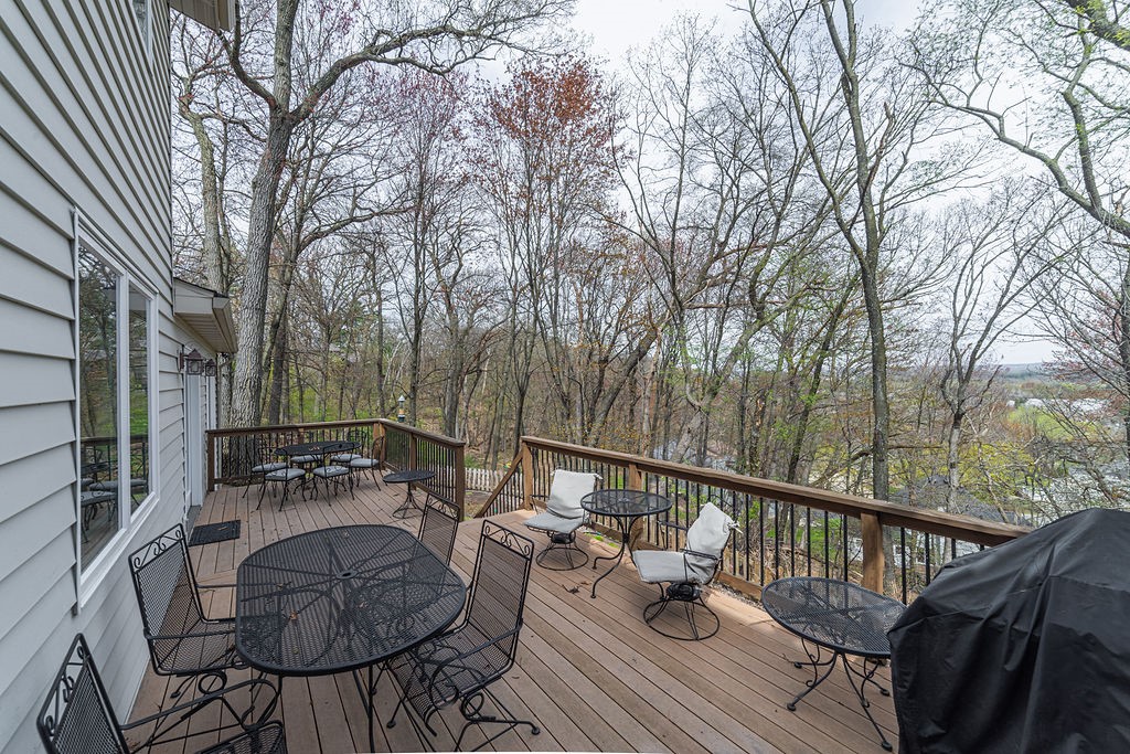 3712 Timber Trails Court Property Photo 8