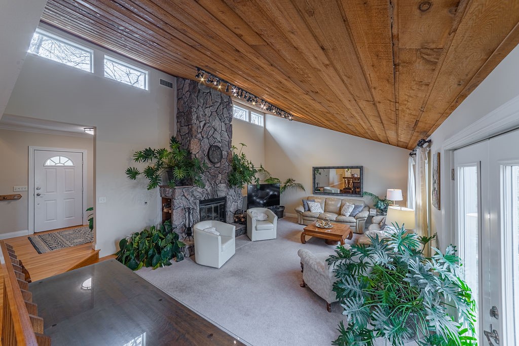 3712 Timber Trails Court Property Photo 15