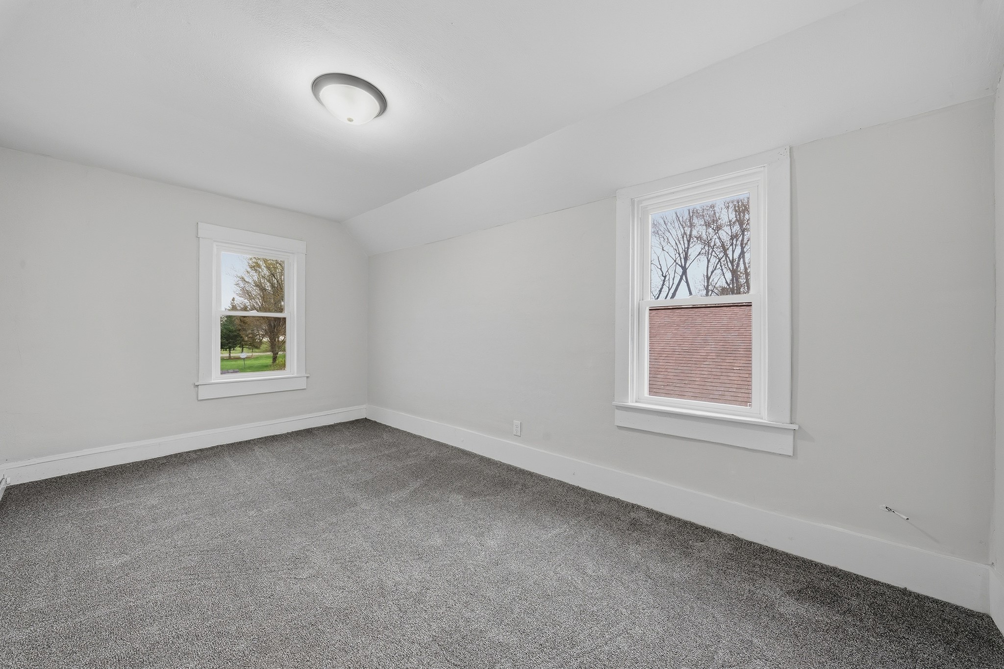 105 E Crumb Street Property Photo 18