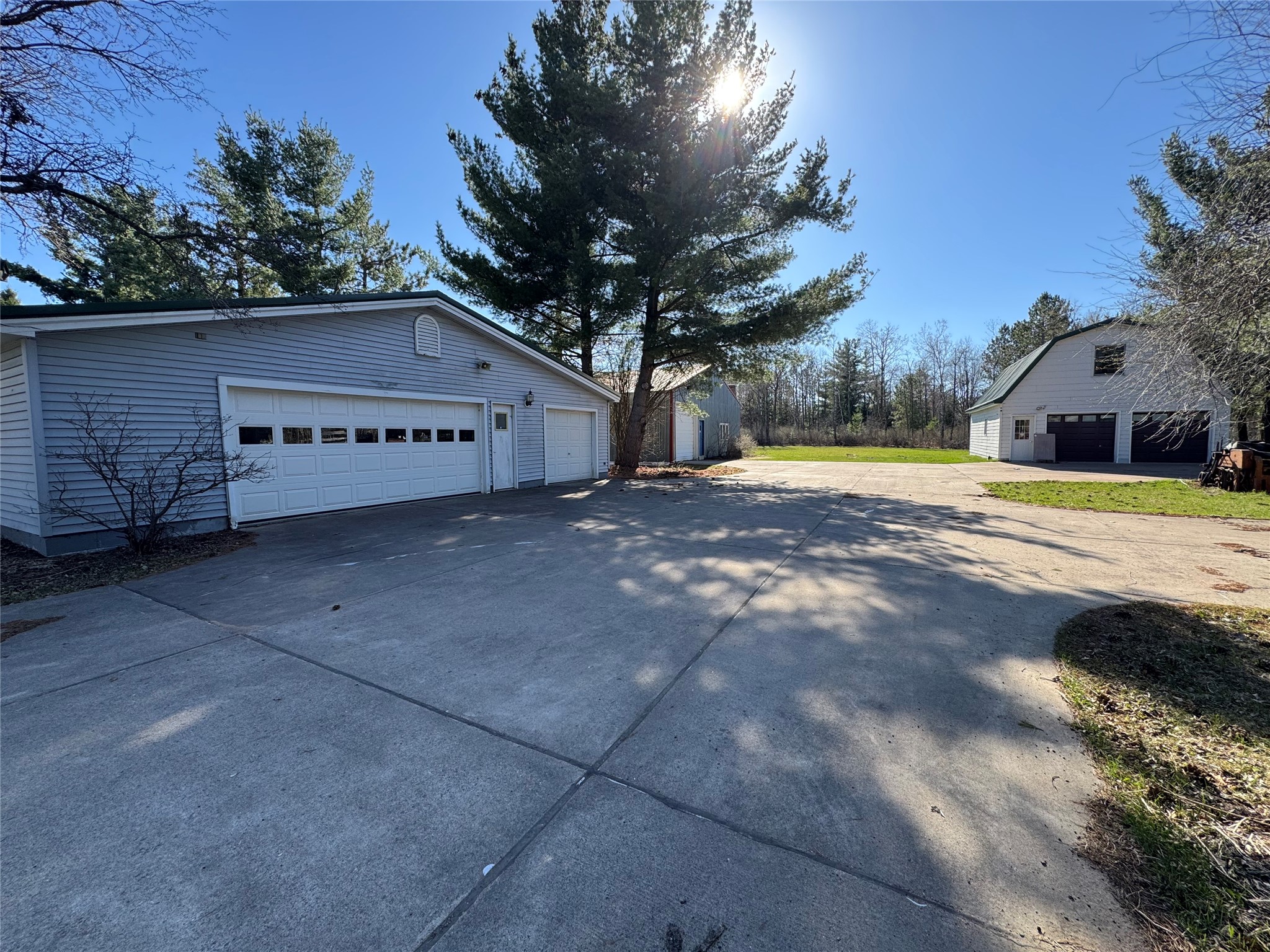 10995 W Place Street Property Photo 3