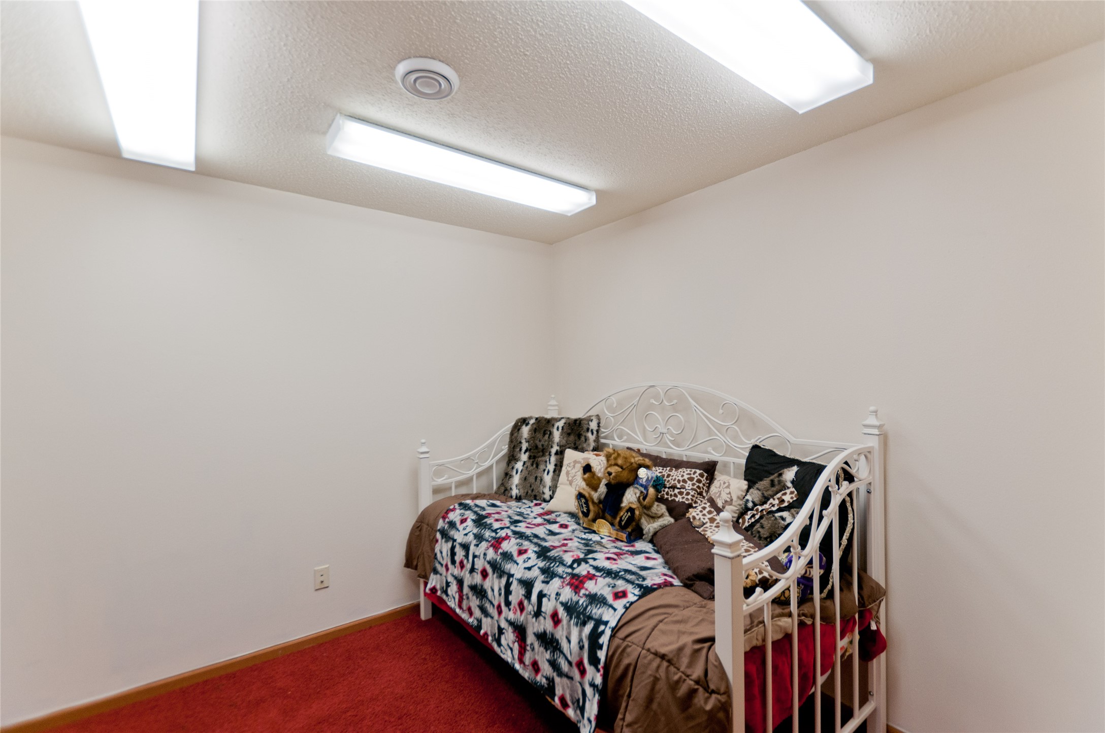 745 Diamond Lane Property Photo 35