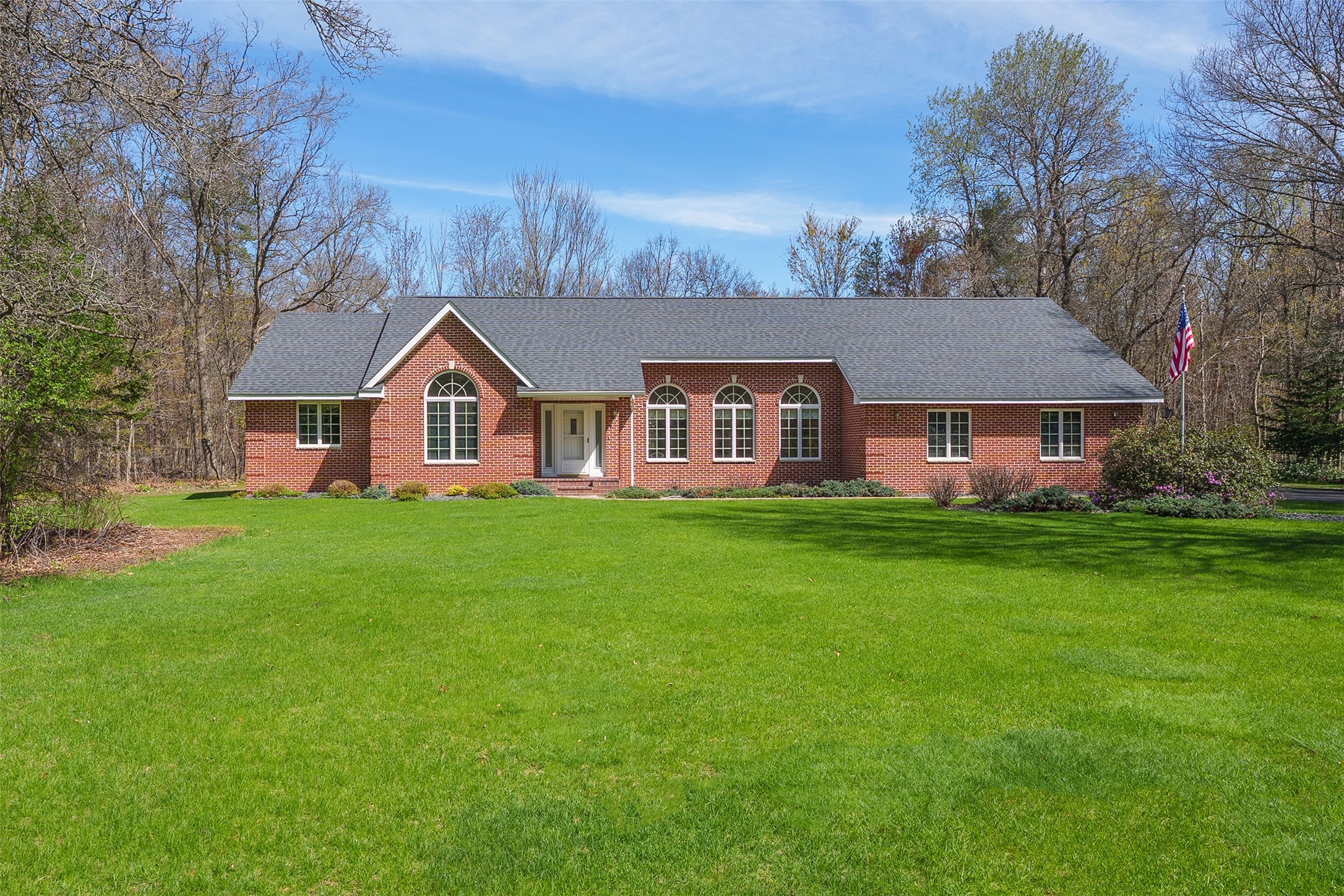 3120 E Cedar Road Property Photo 1