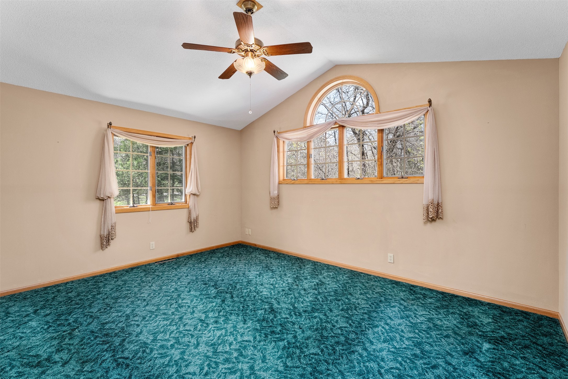 3120 E Cedar Road Property Photo 24