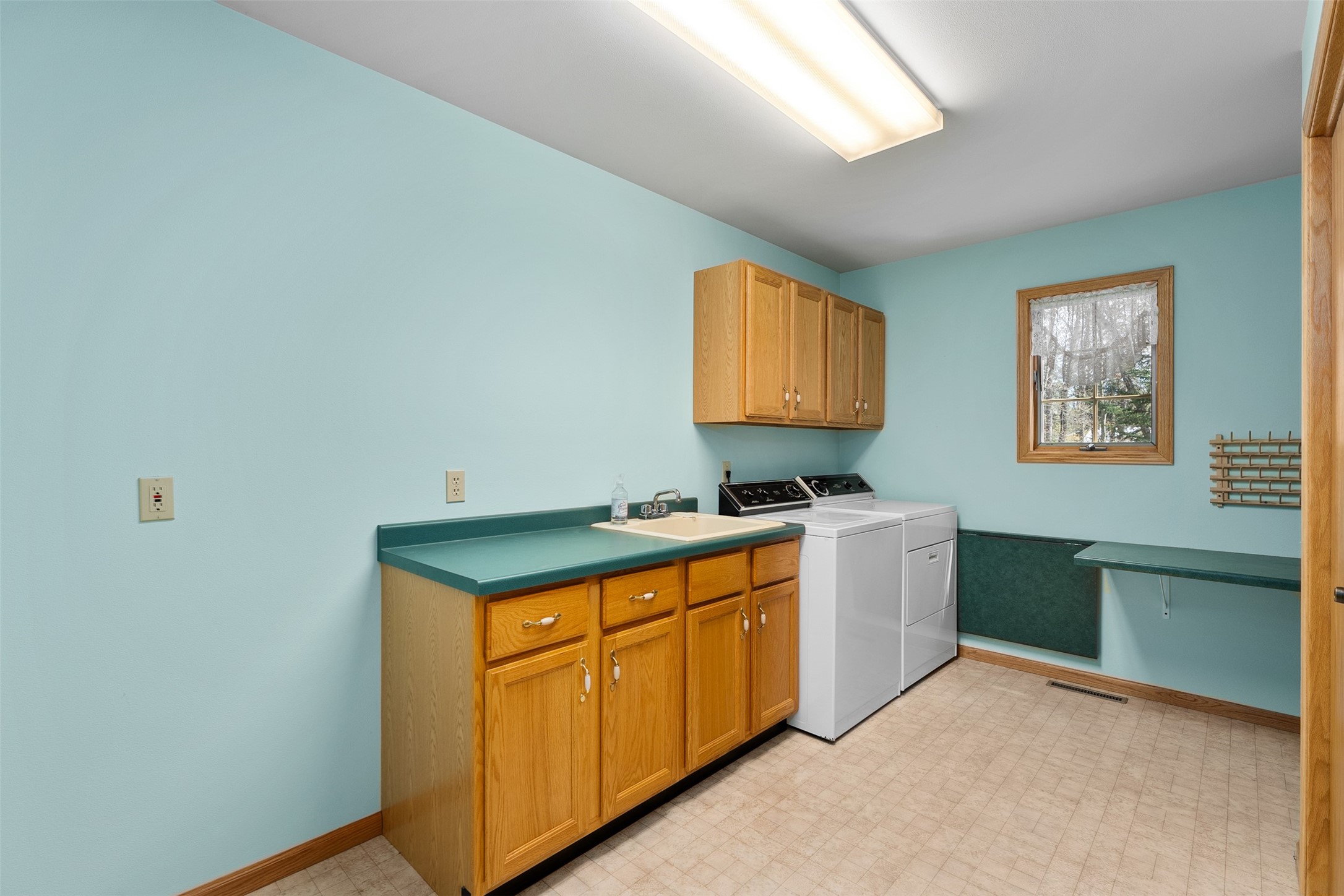 3120 E Cedar Road Property Photo 34