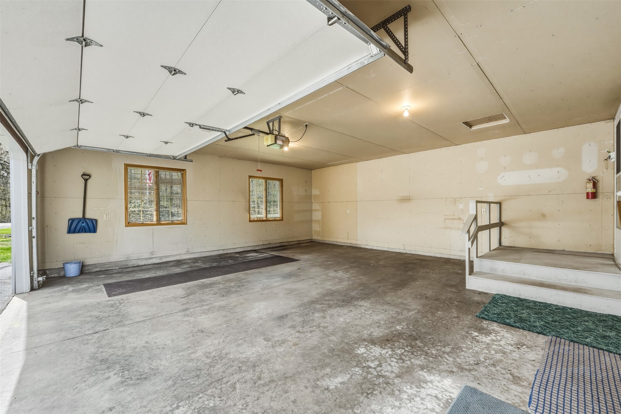 3120 E Cedar Road Property Photo 41