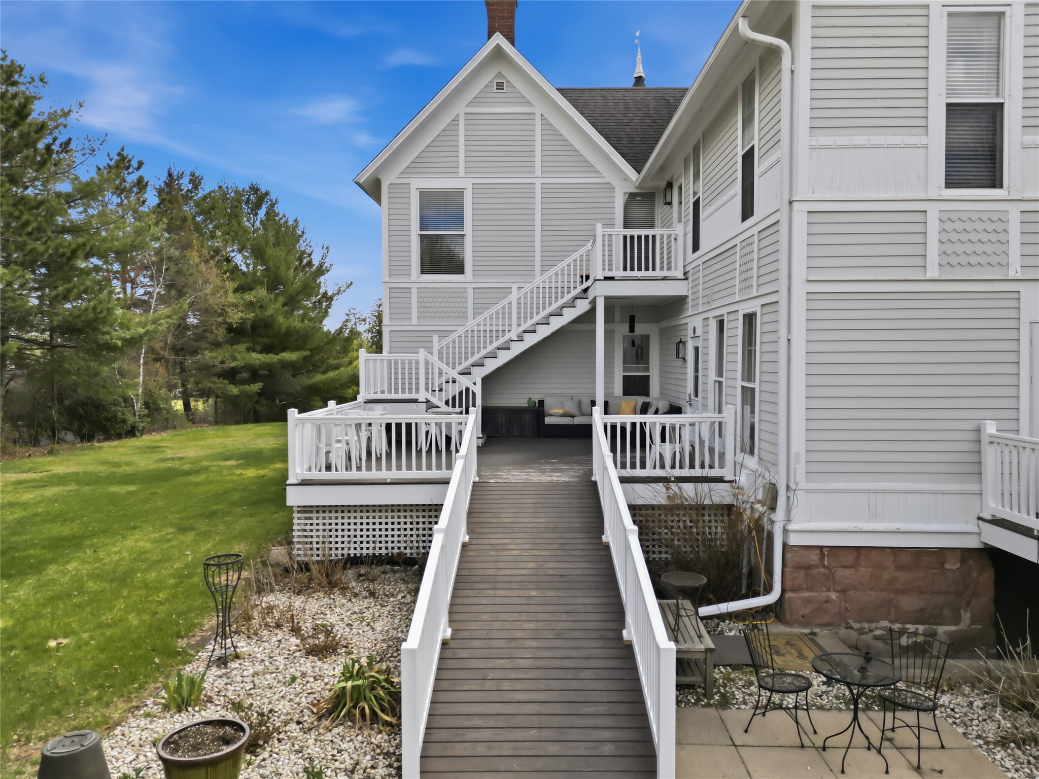 10634 Kansas Avenue Property Photo 8