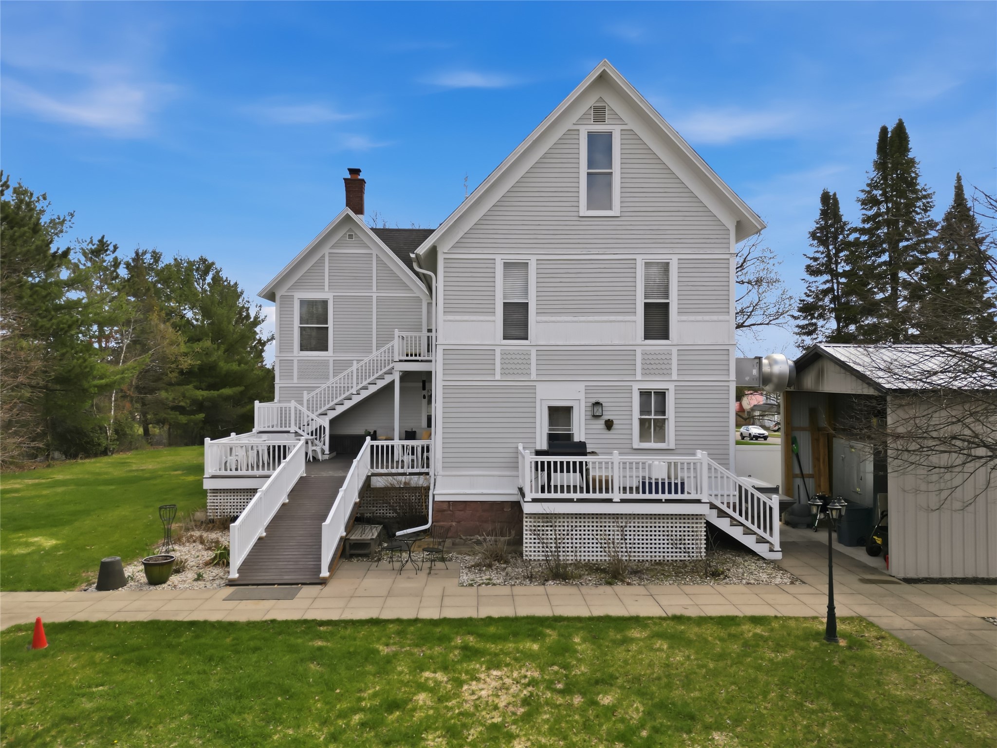 10634 Kansas Avenue Property Photo 9