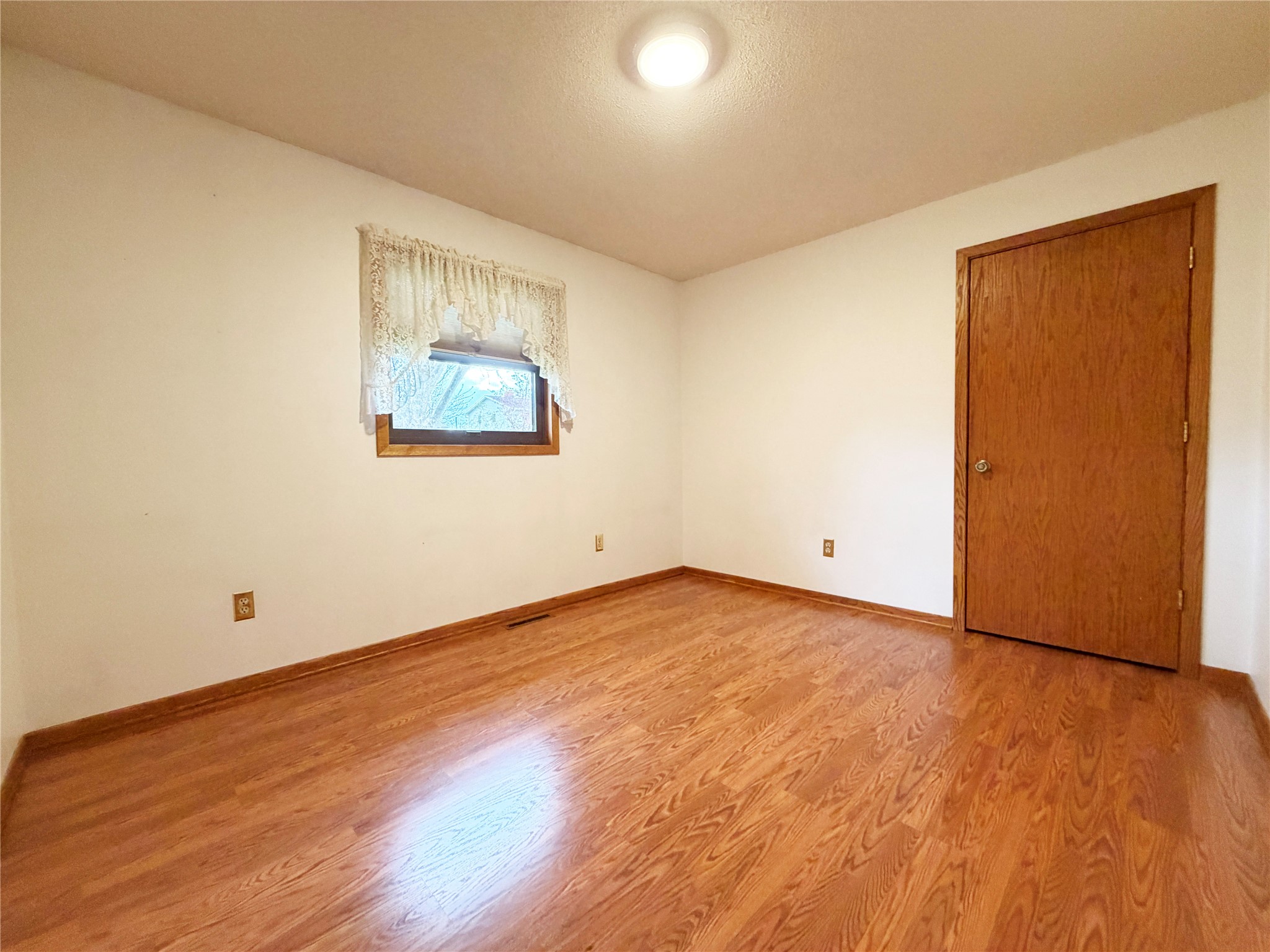 321 Cameron Road Property Photo 16