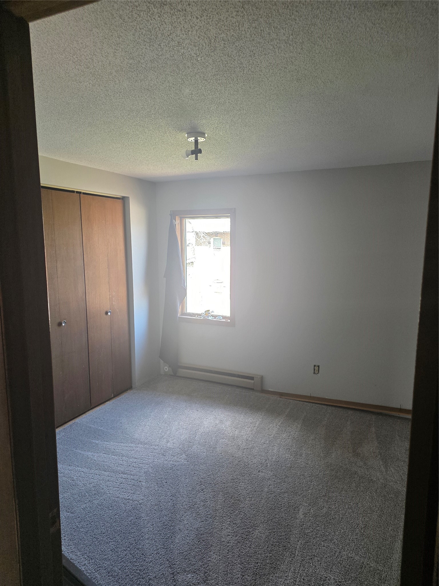 408 Main Street 1-3 Property Photo 8