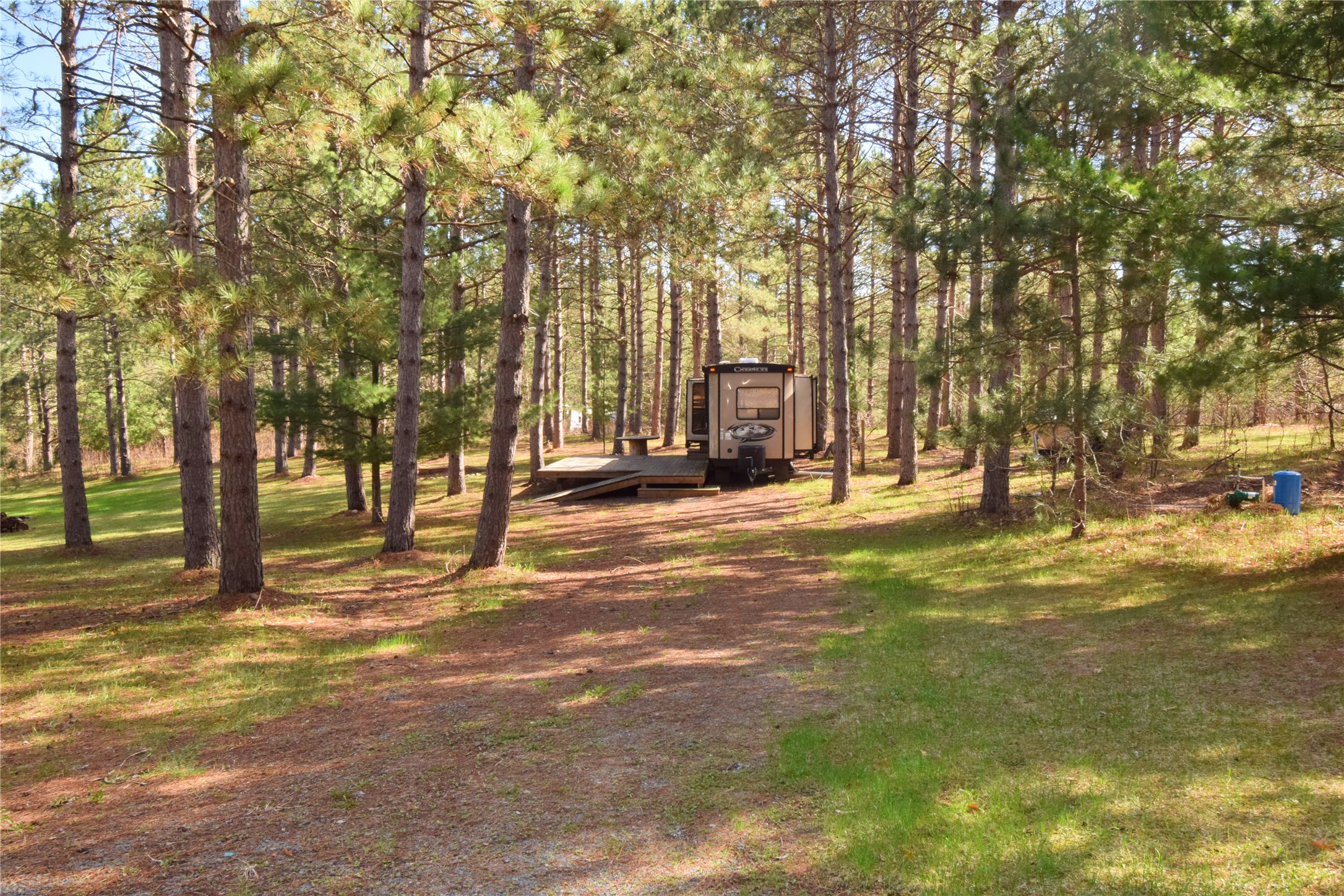 28010 Skylight Court Property Photo 2
