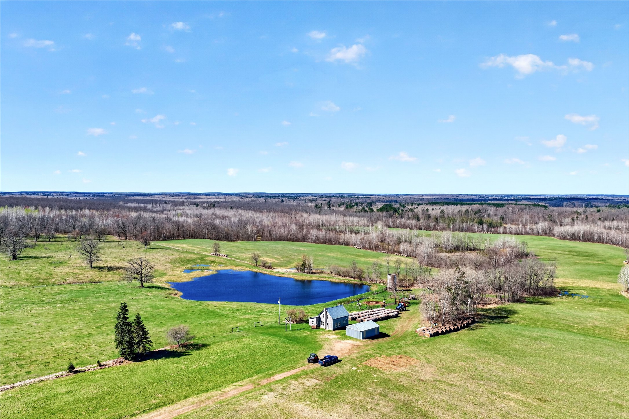 12499 N Brooklyn Road Property Photo 3