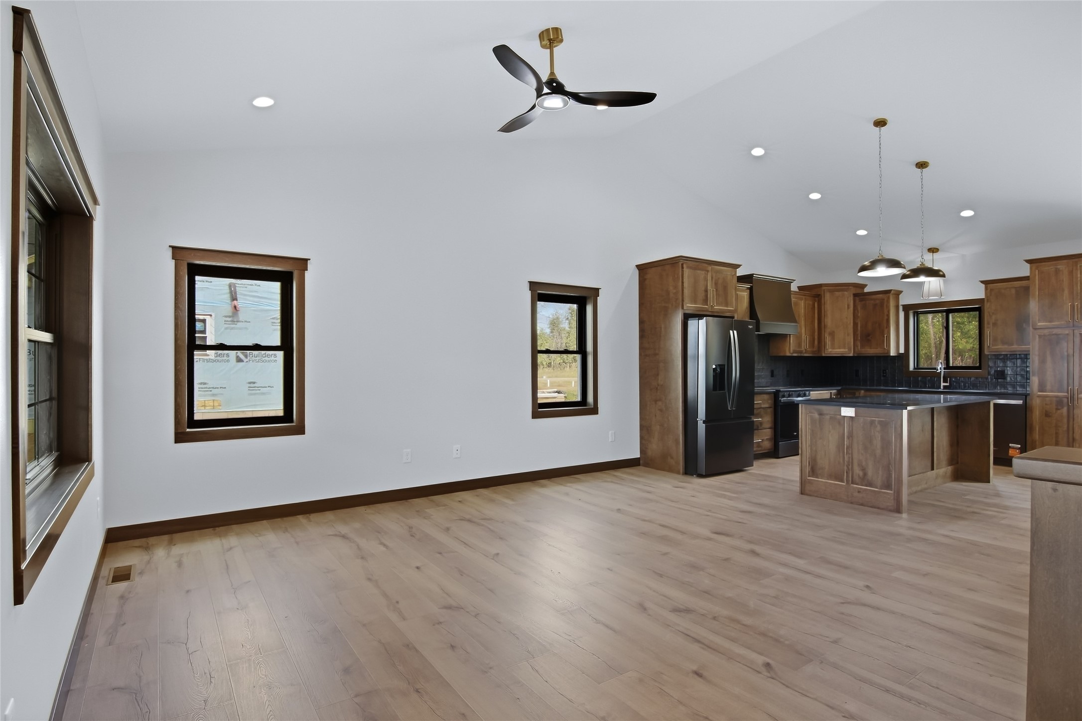 3647 114th Street Property Photo 5