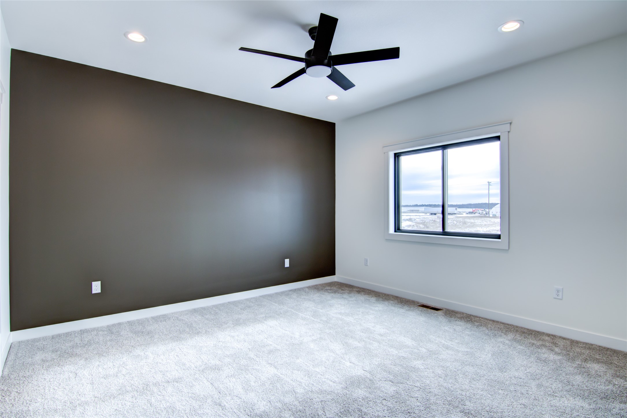 3647 114th Street Property Photo 14