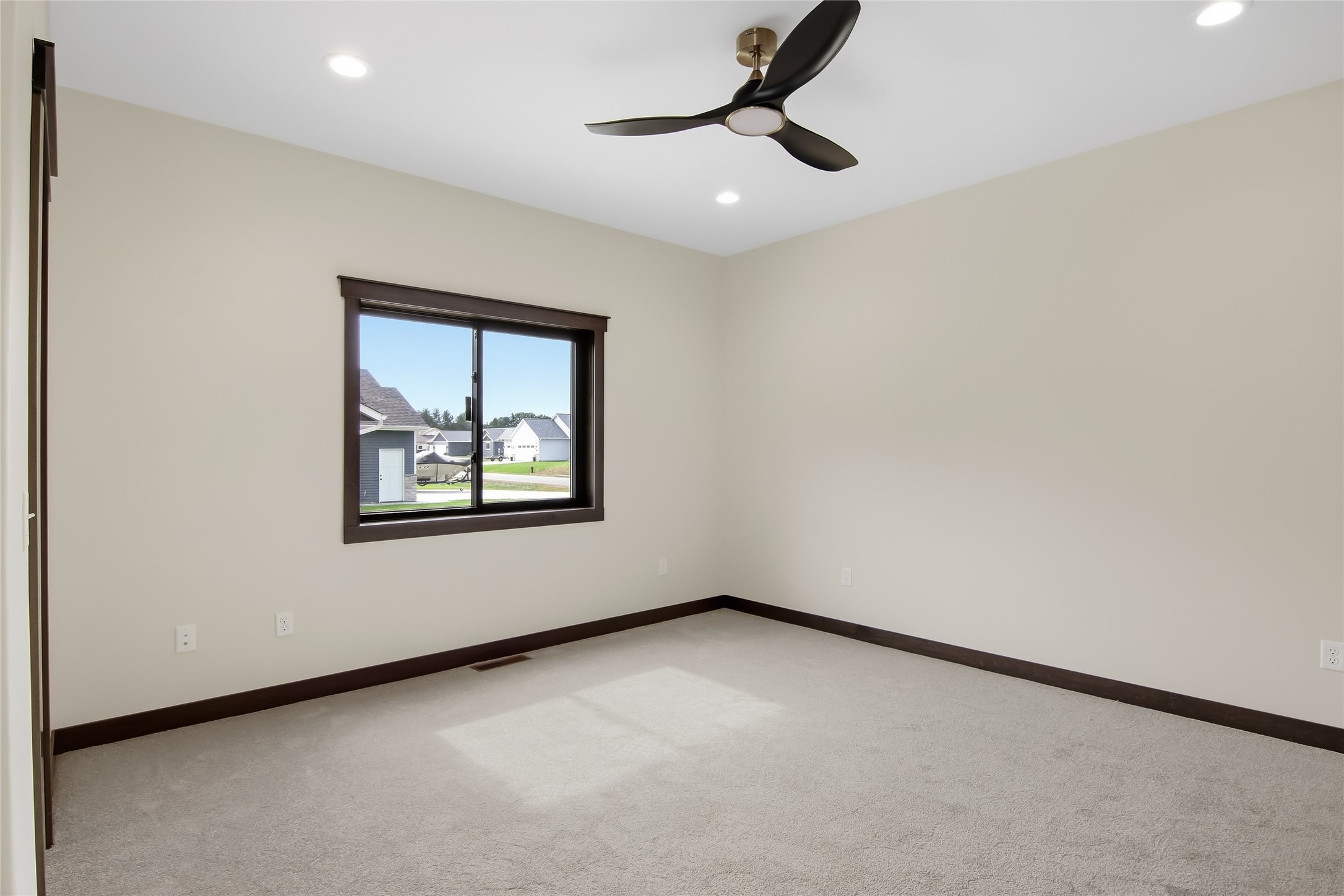 3647 114th Street Property Photo 18