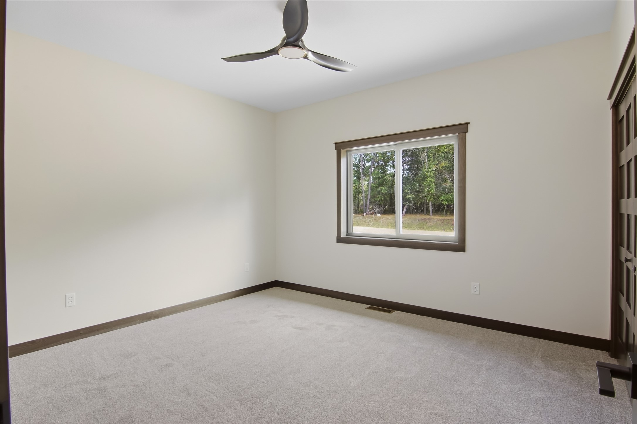 3647 114th Street Property Photo 24
