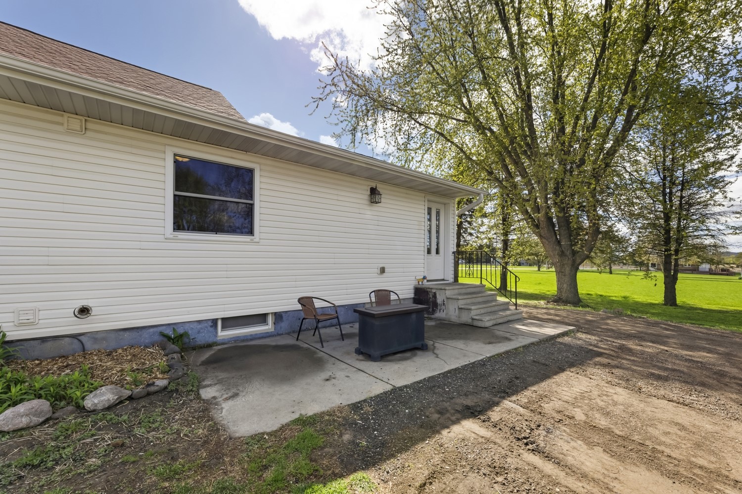 553 N County Road D Property Photo 45